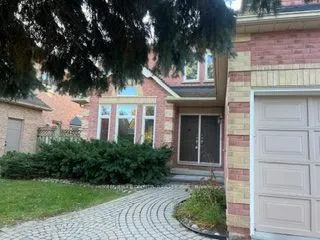 15 Heatherwood Crescent