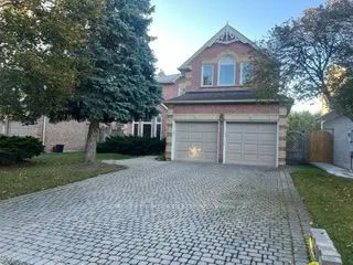 15 Heatherwood Crescent