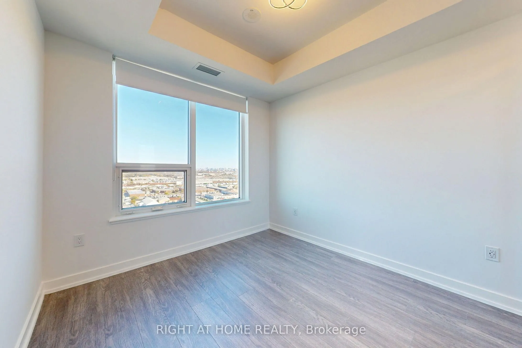 5 Meadowdale Road #2204