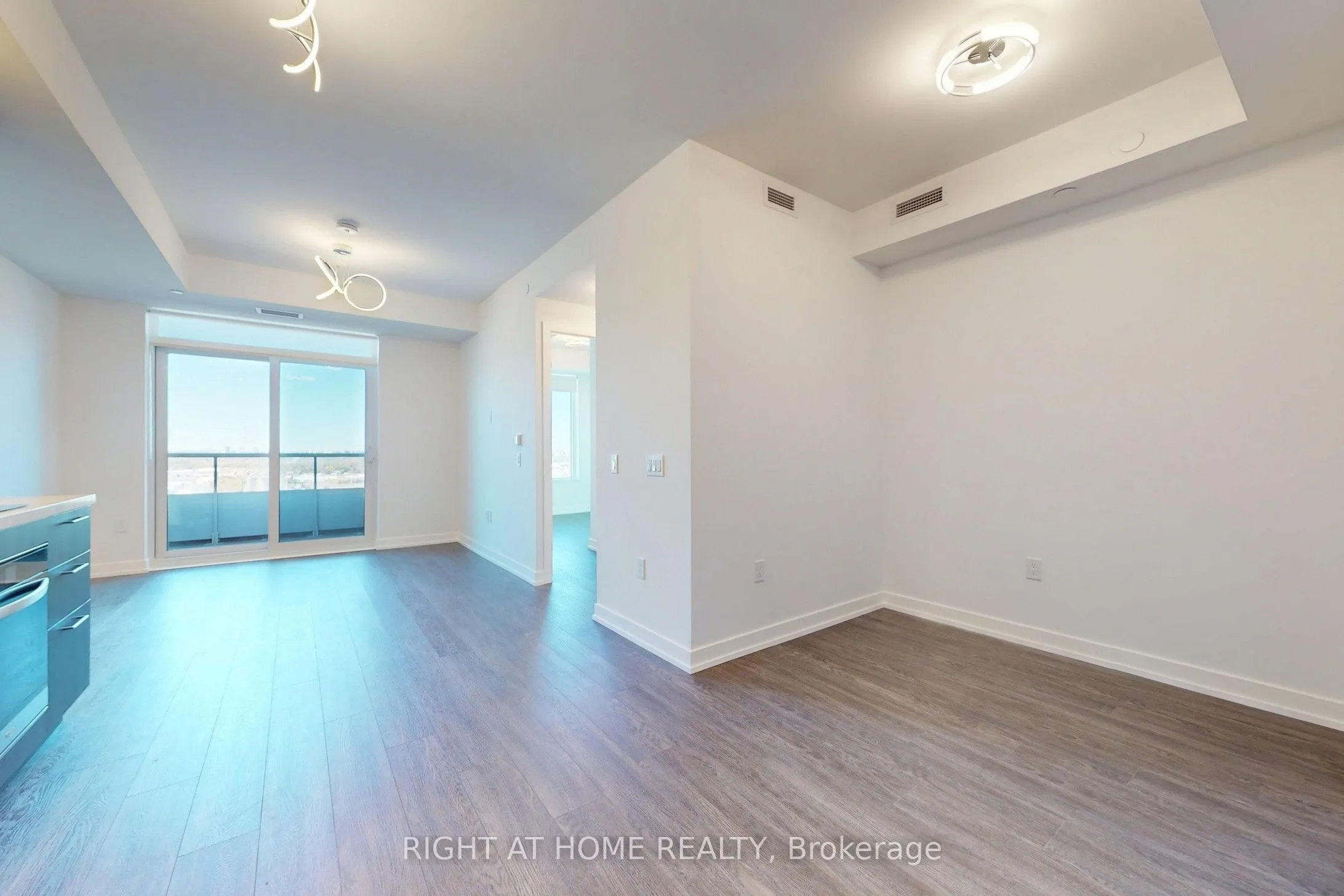5 Meadowdale Road #2204