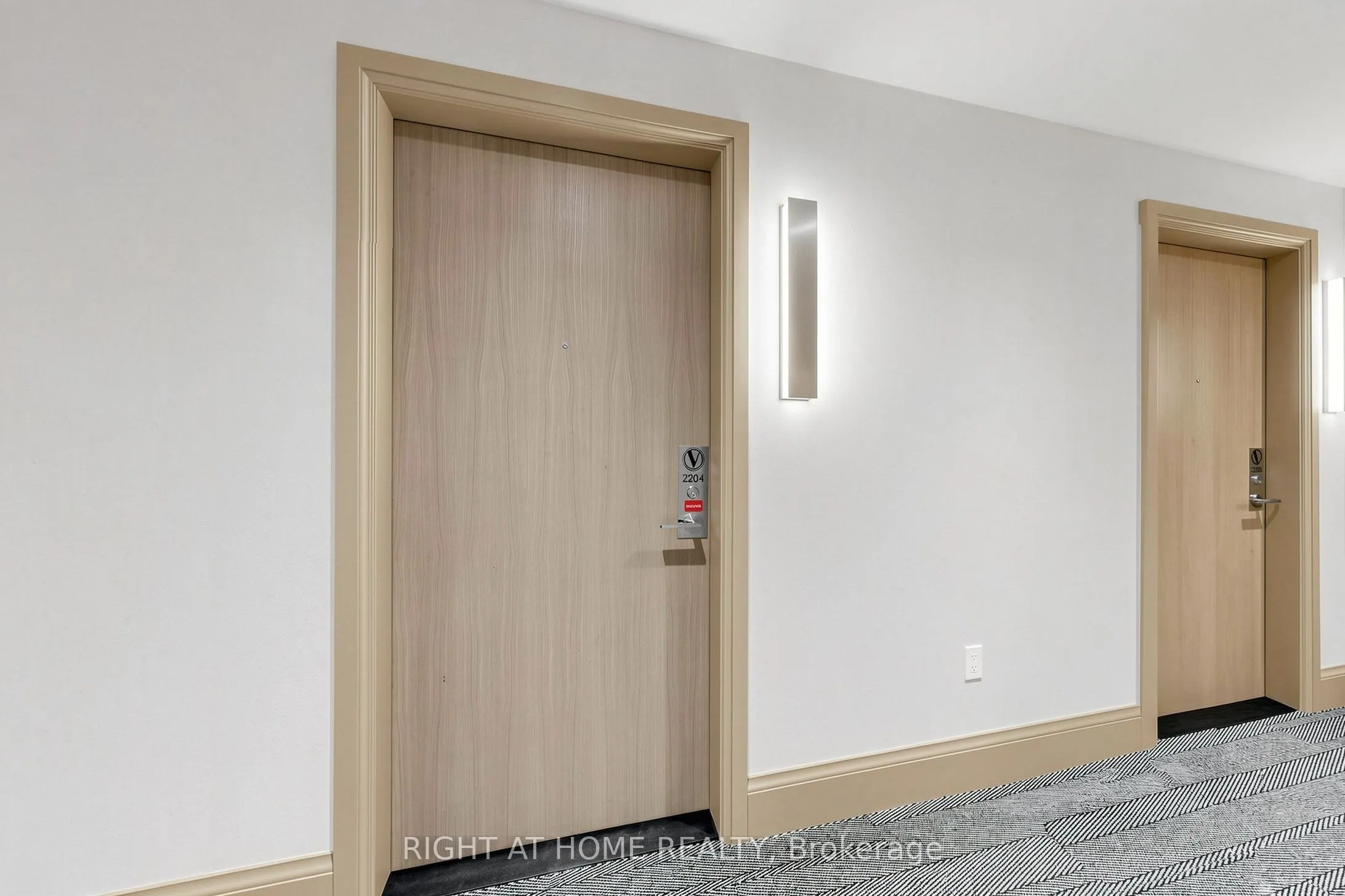 5 Meadowdale Road #2204