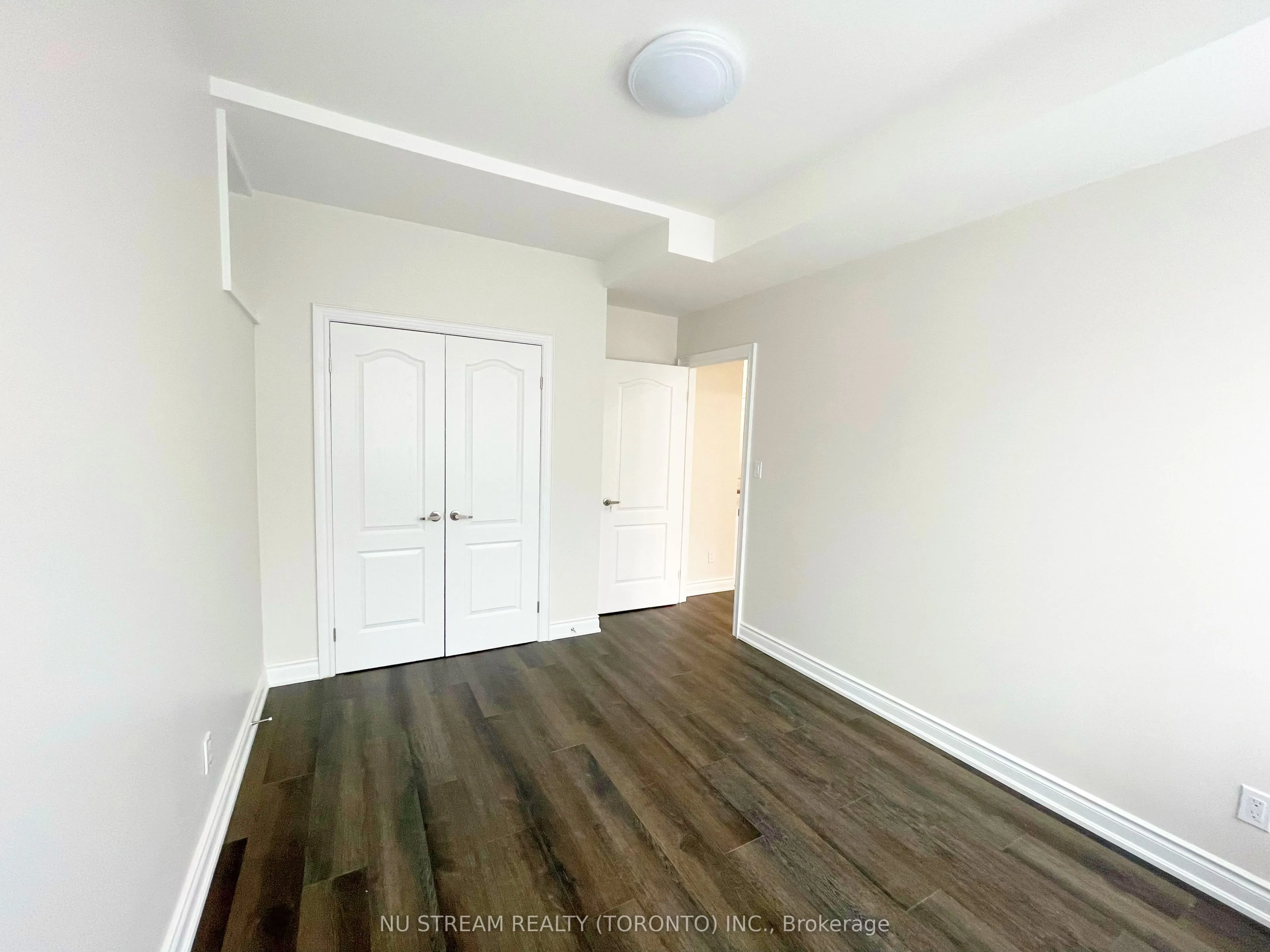 10 Drizzel Crescent #Lower