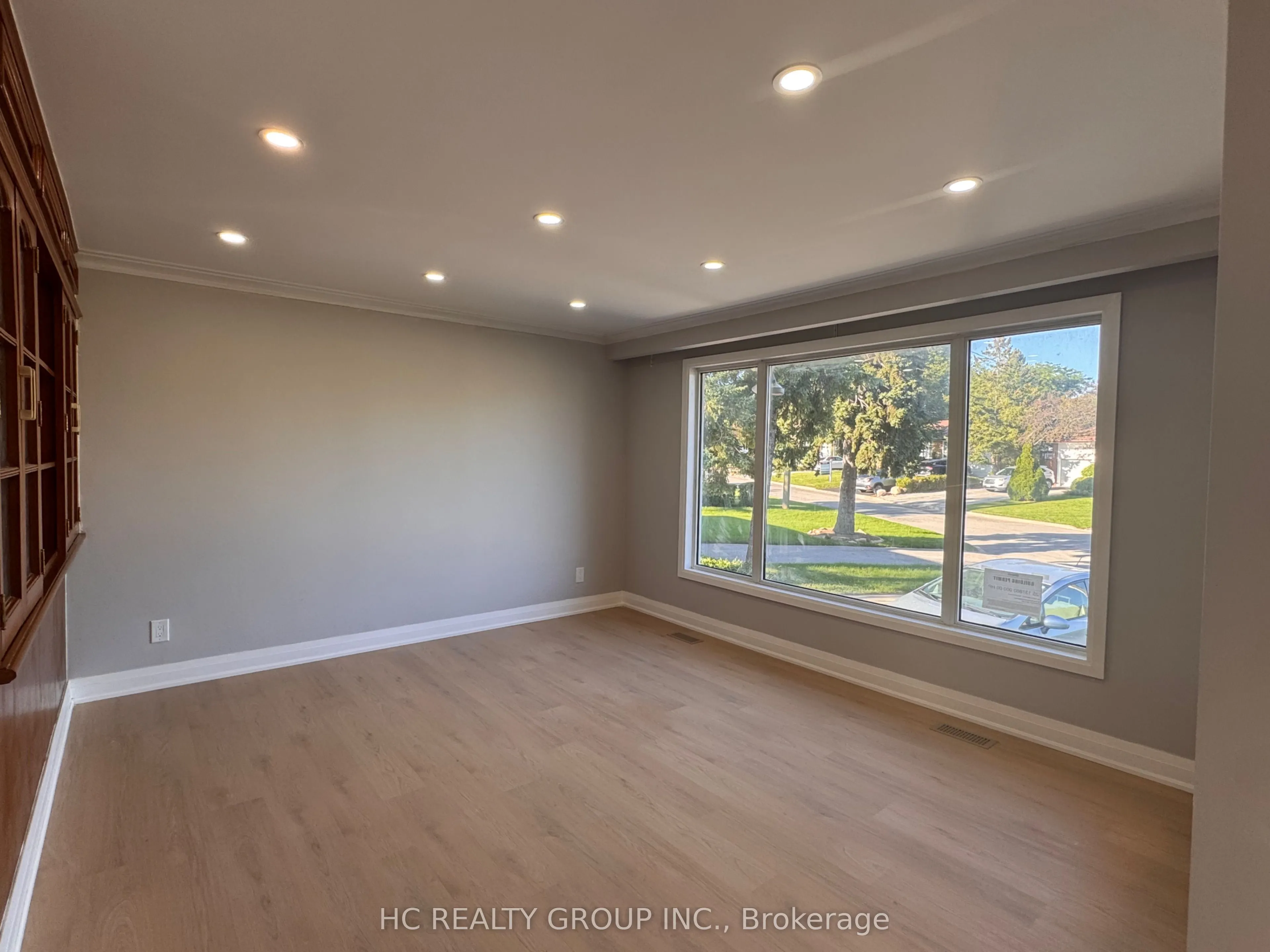32 Upper King Richard Court