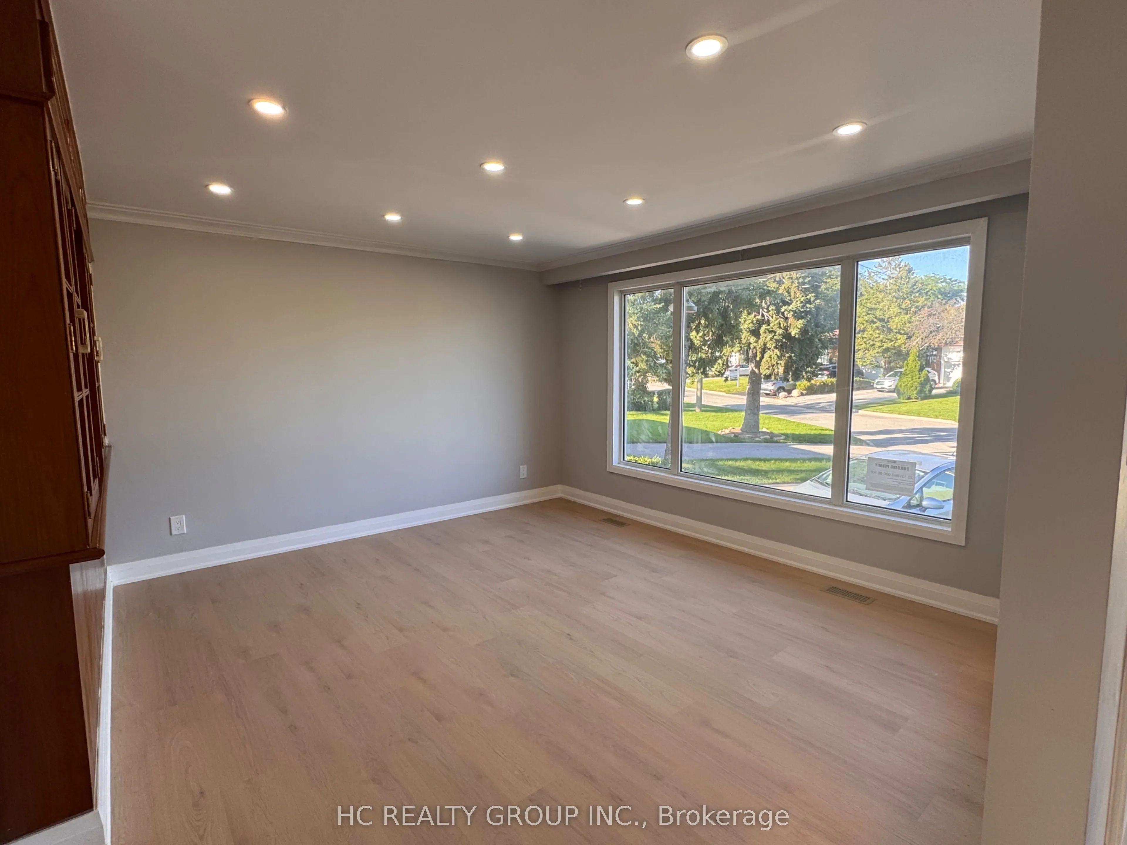 32 Upper King Richard Court