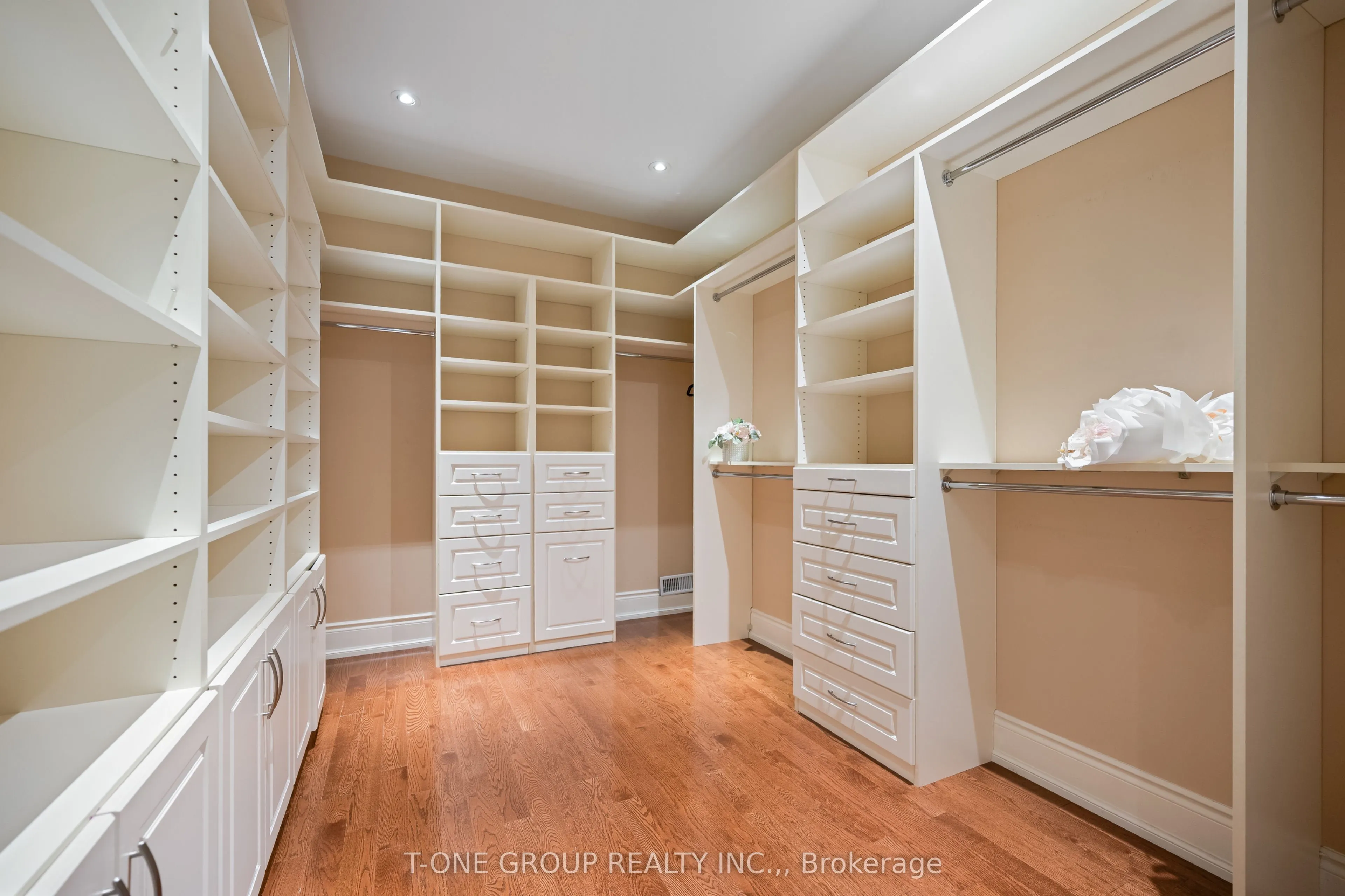 253 Carlton Road
