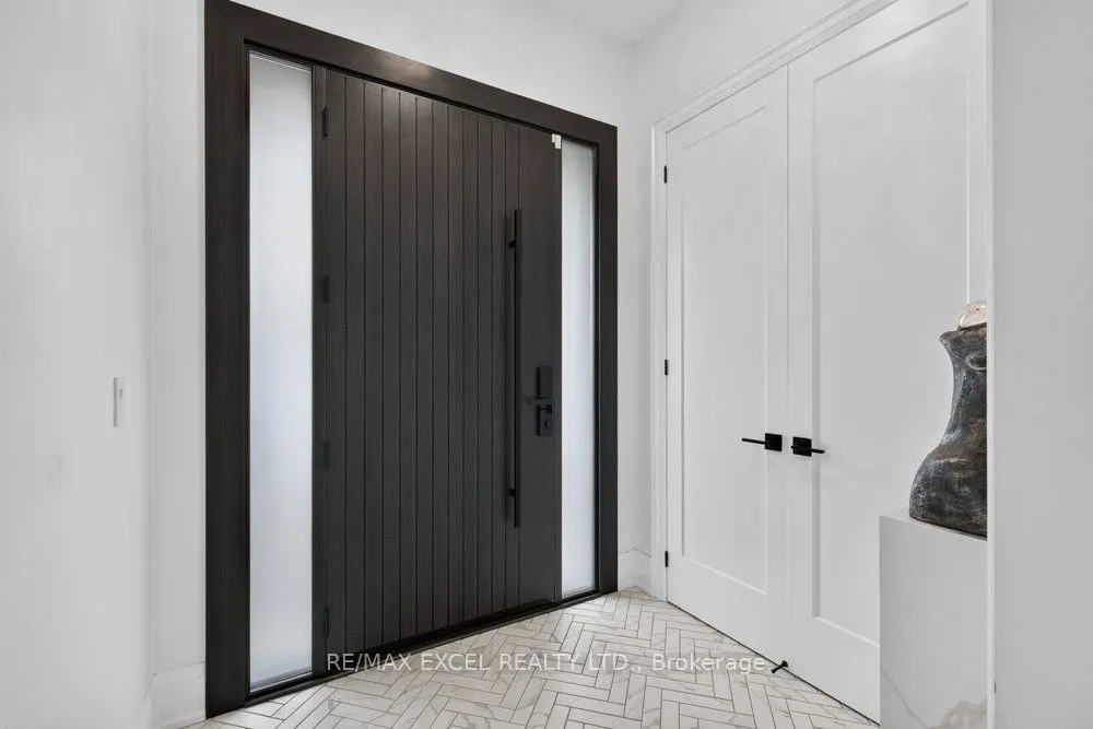 17 Cinquefoil Street