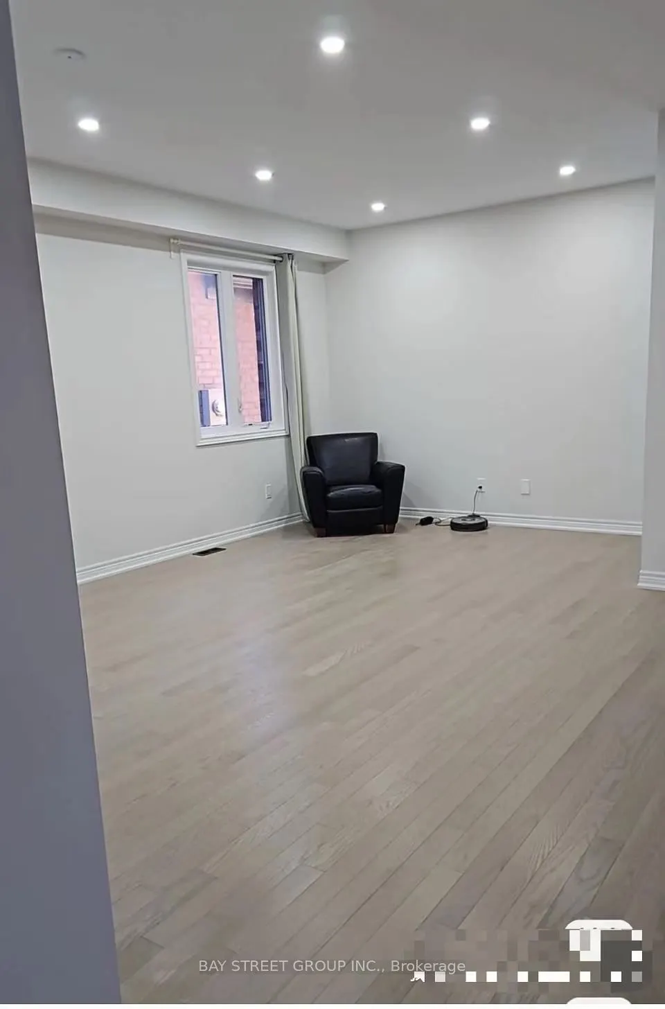 49 Bud leggett Cres Crescent #room 2