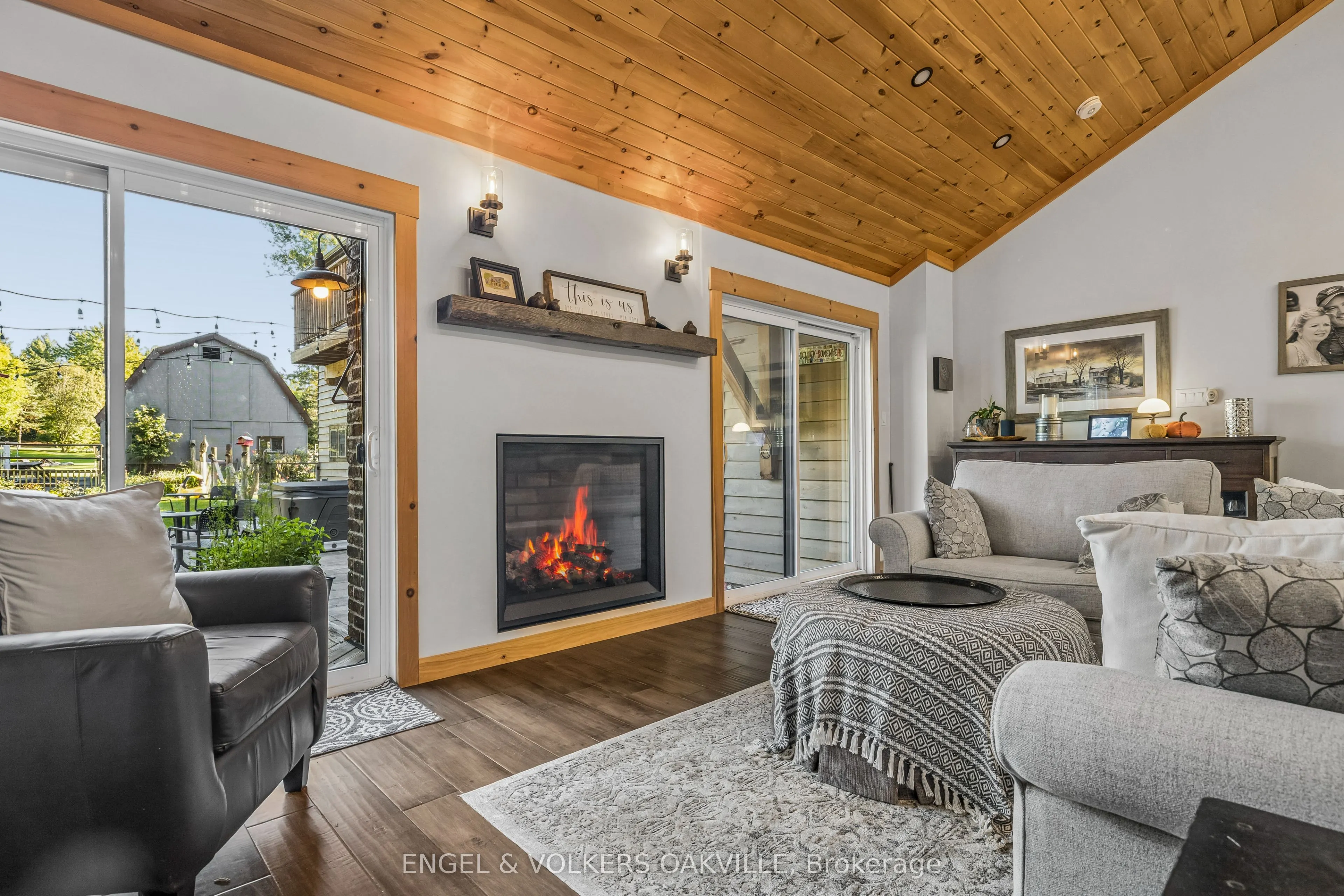 4143 Vivian Road