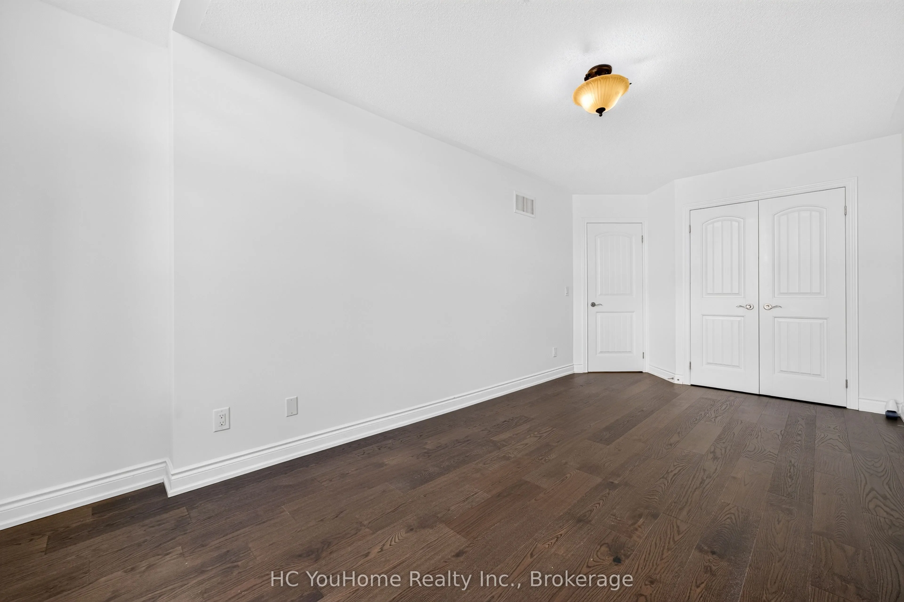 112 Lacewood Drive
