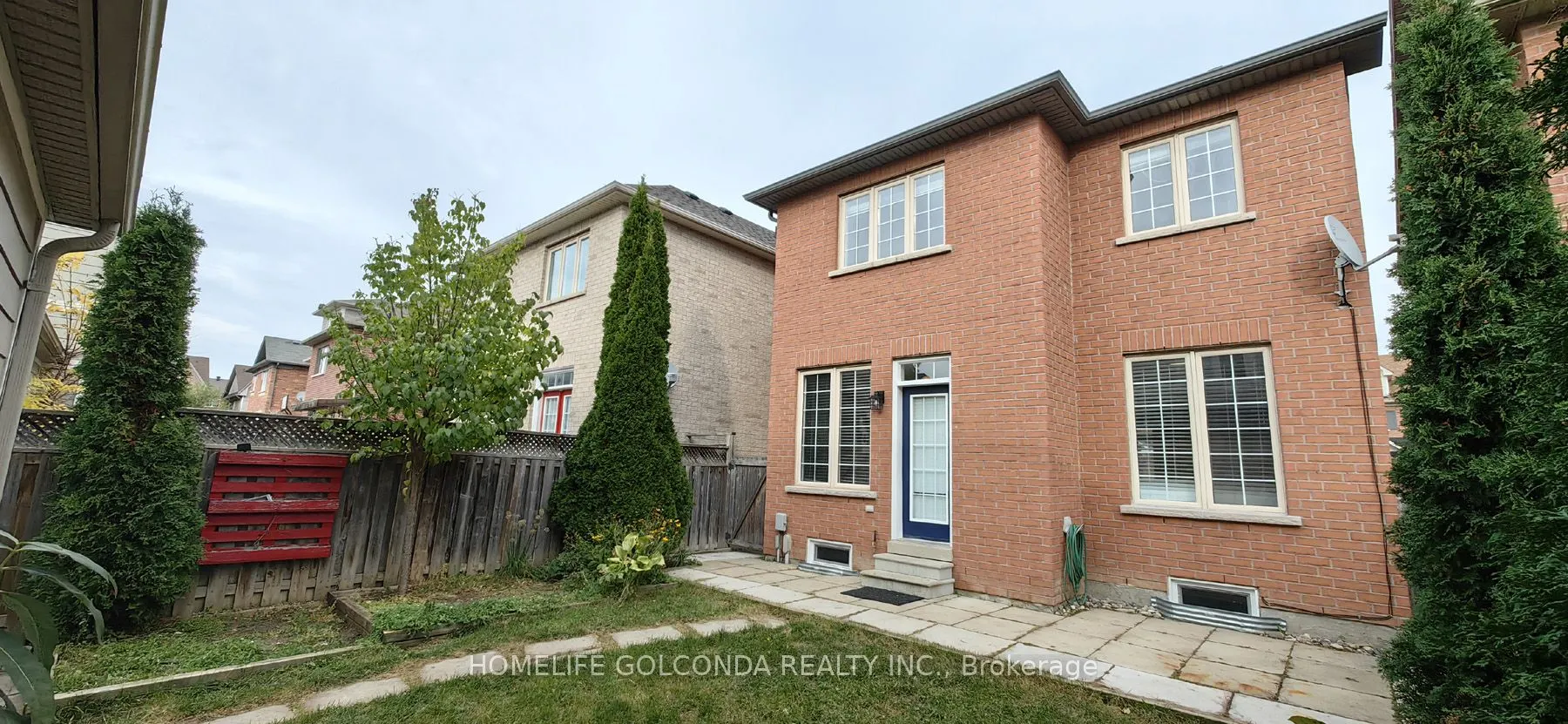 32 Cardrew Street