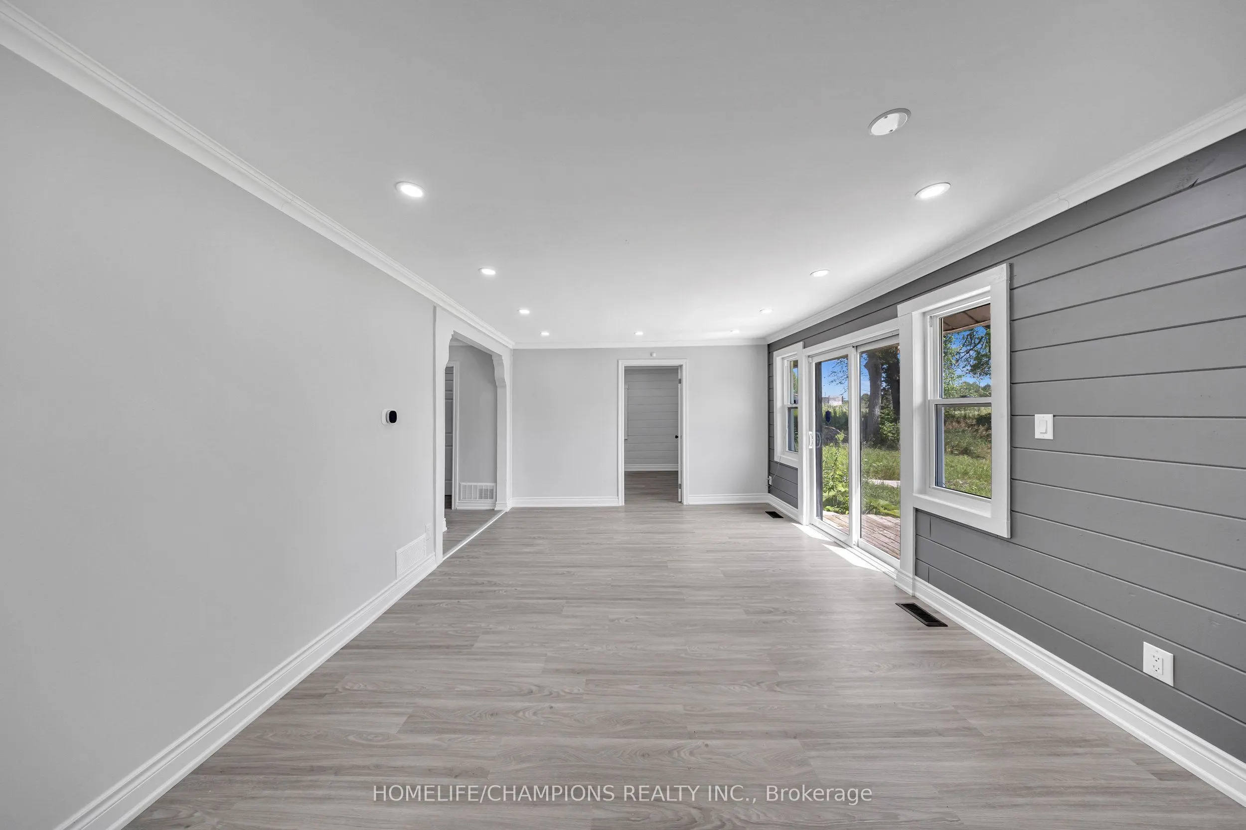 997 Mount Albert Road