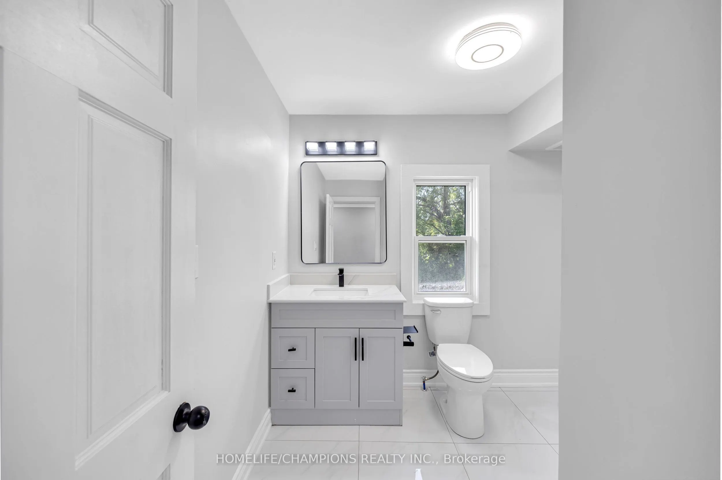 997 Mount Albert Road