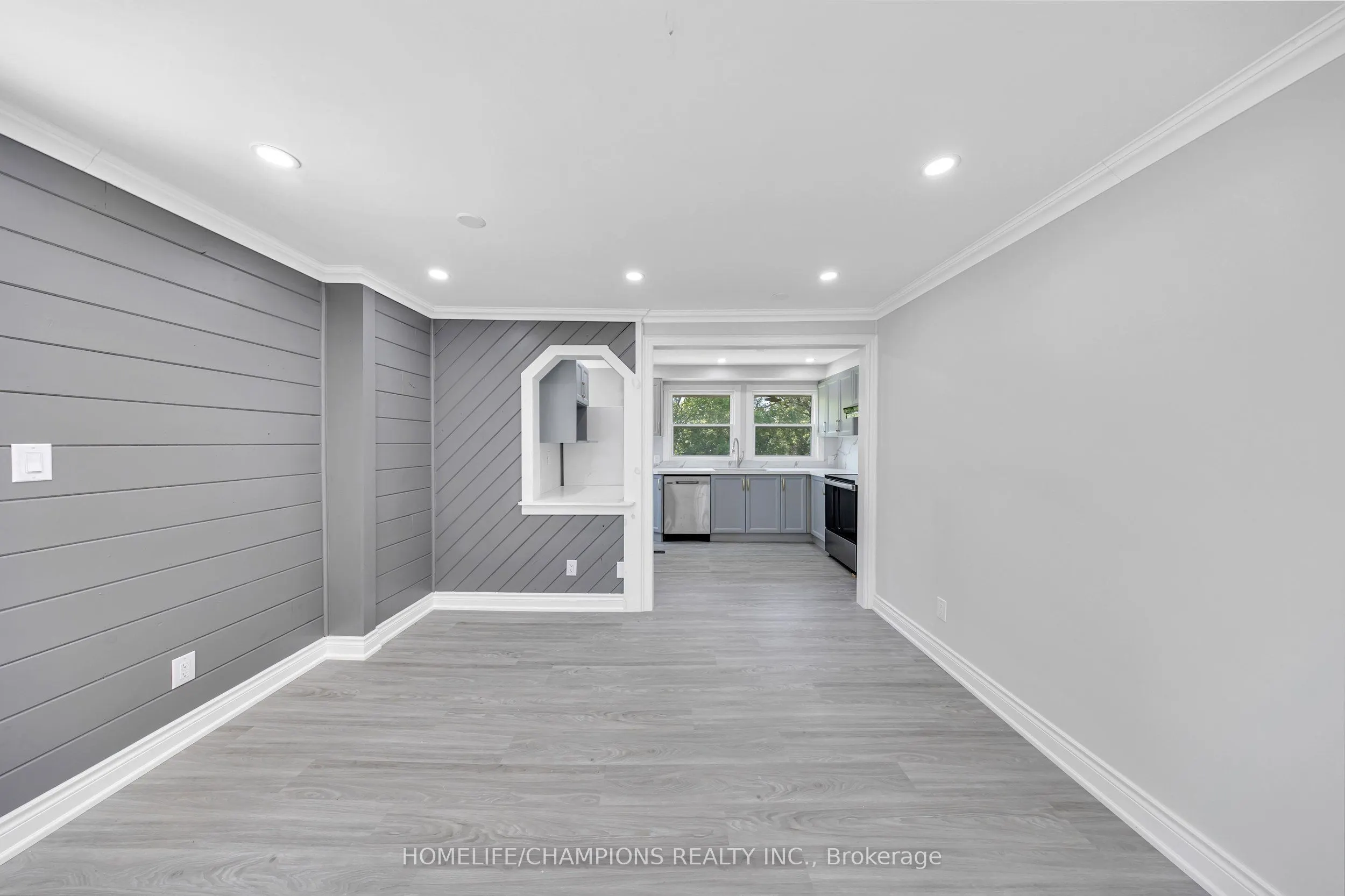 997 Mount Albert Road