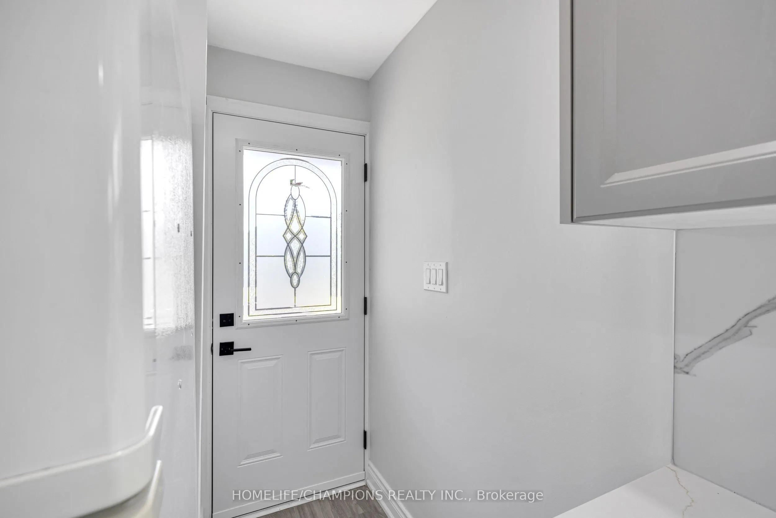 997 Mount Albert Road