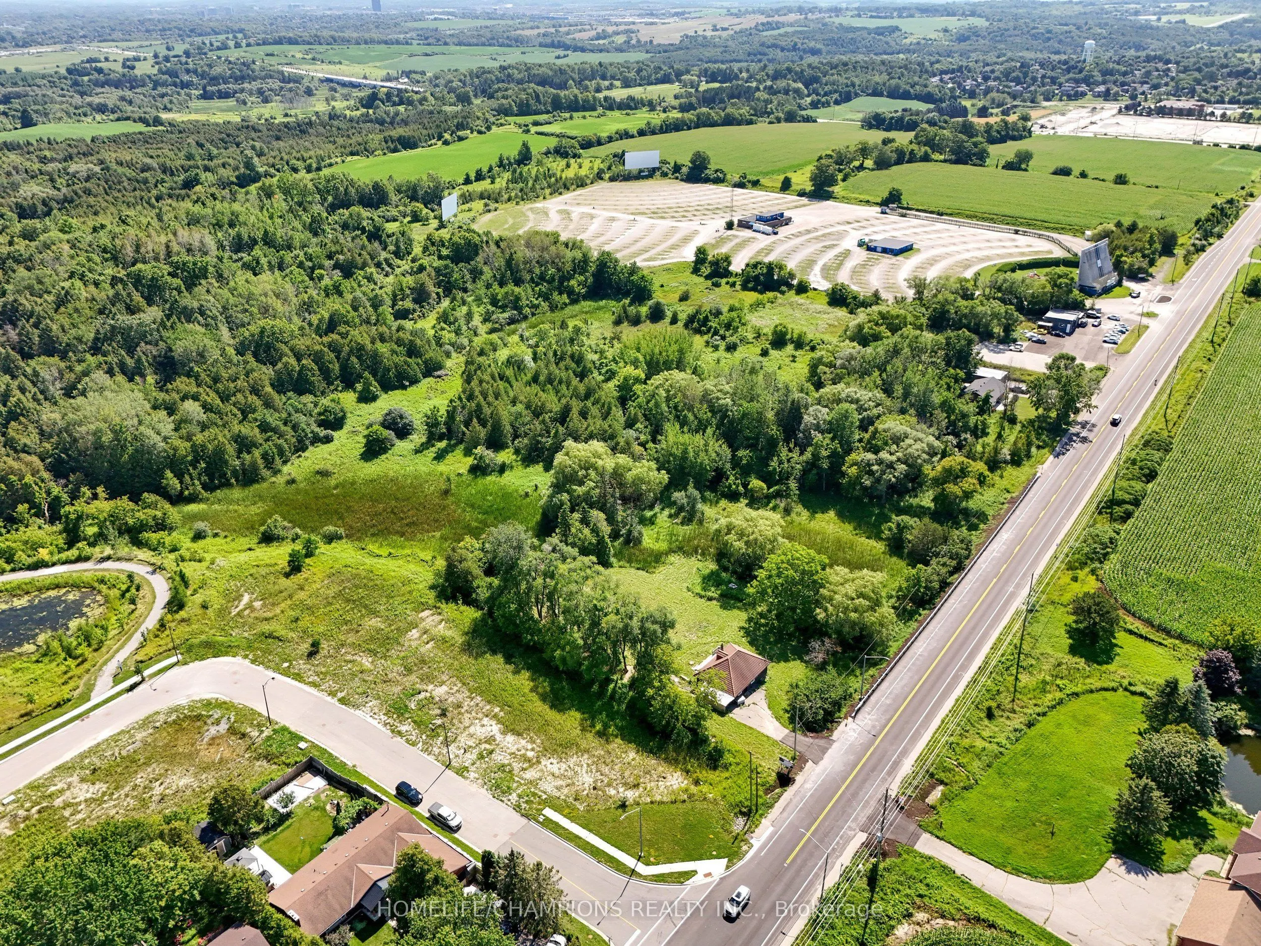 997 Mount Albert Road