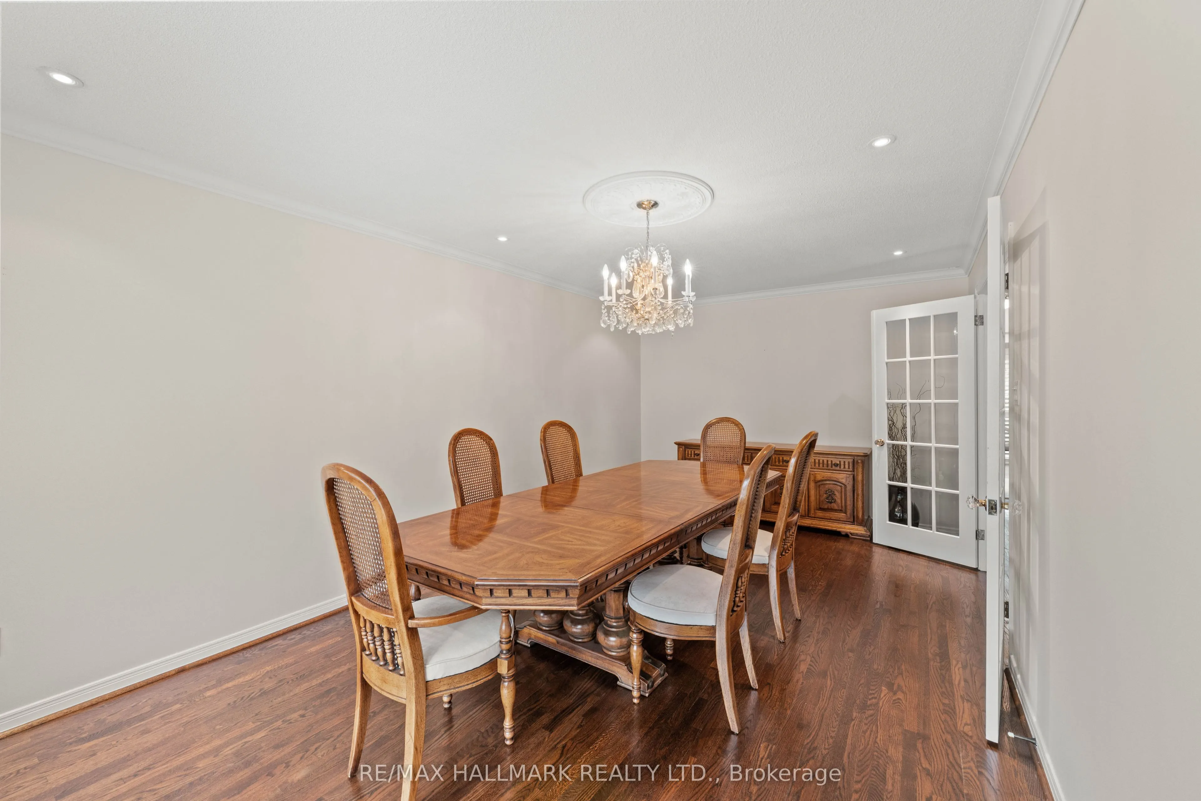 7 Charnwood Place