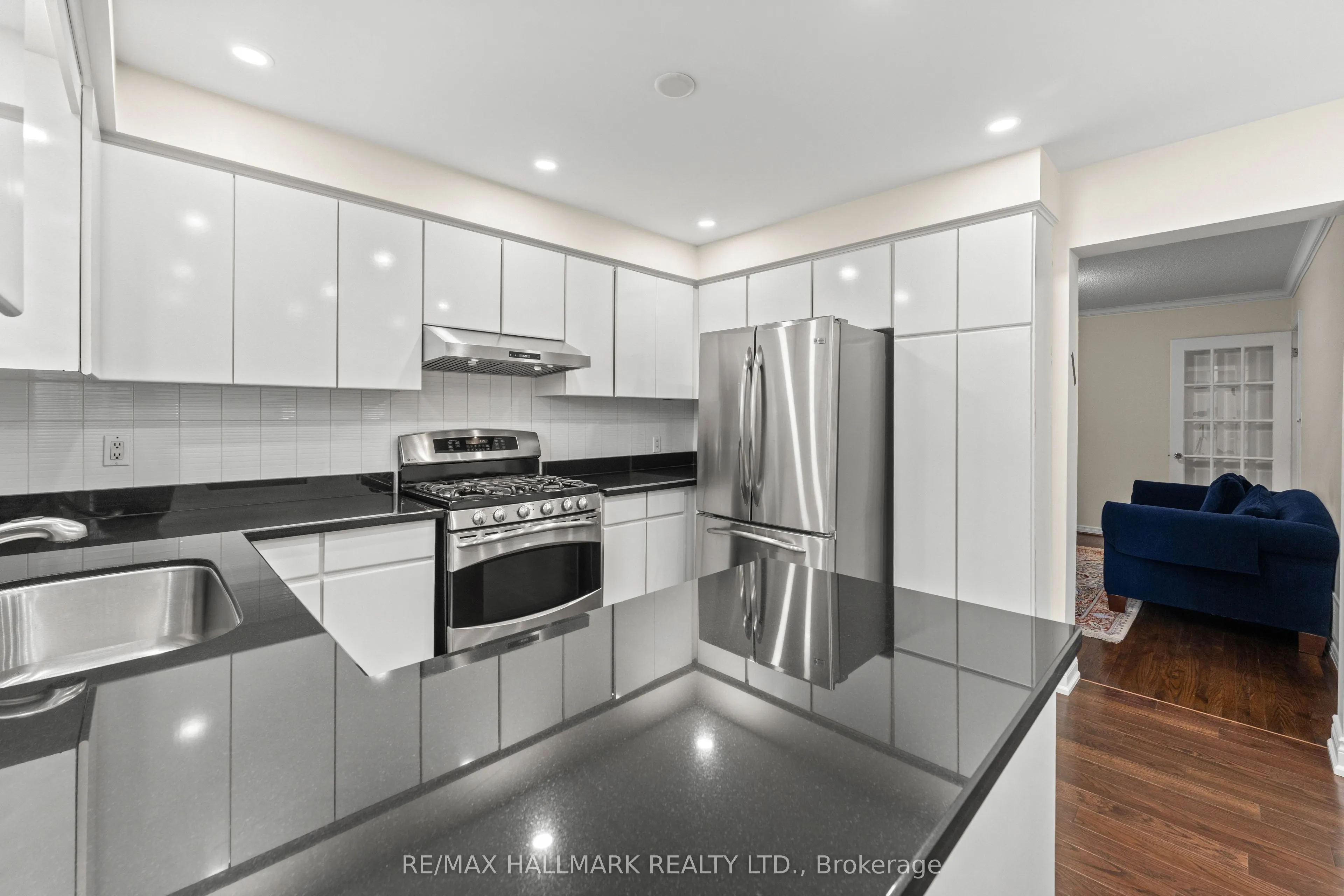 7 Charnwood Place