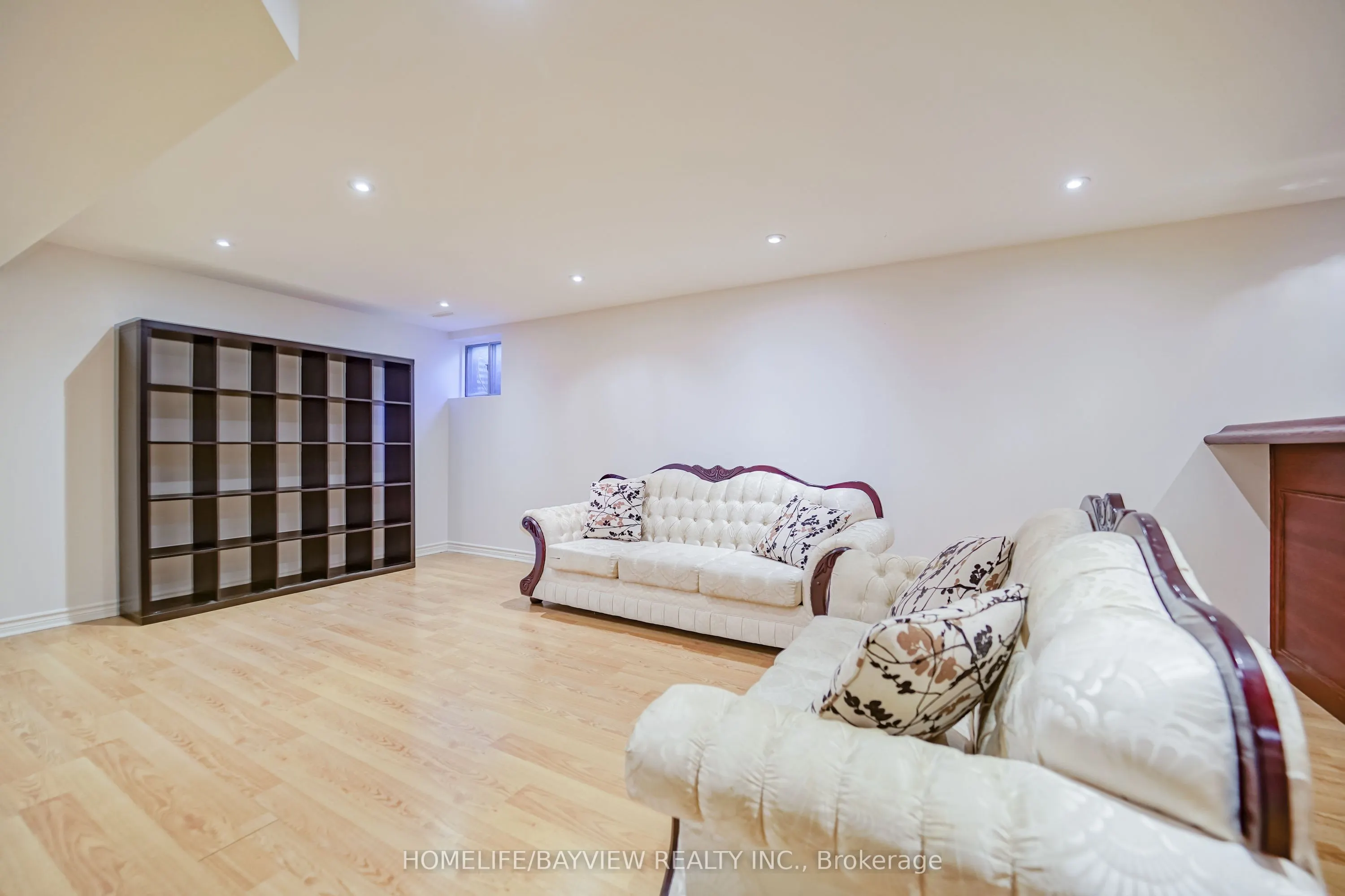 580 Elgin Mills Road W