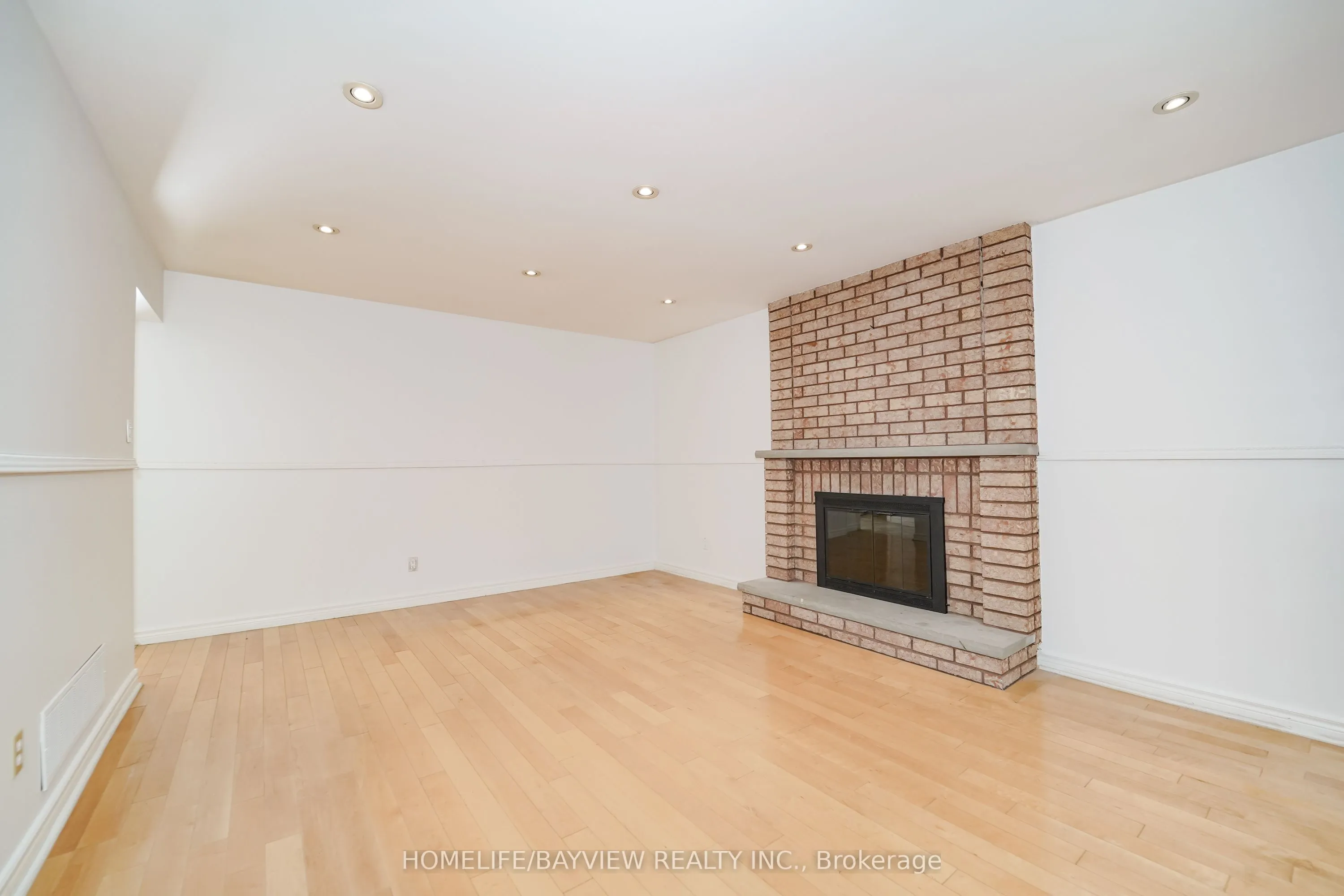 580 Elgin Mills Road W