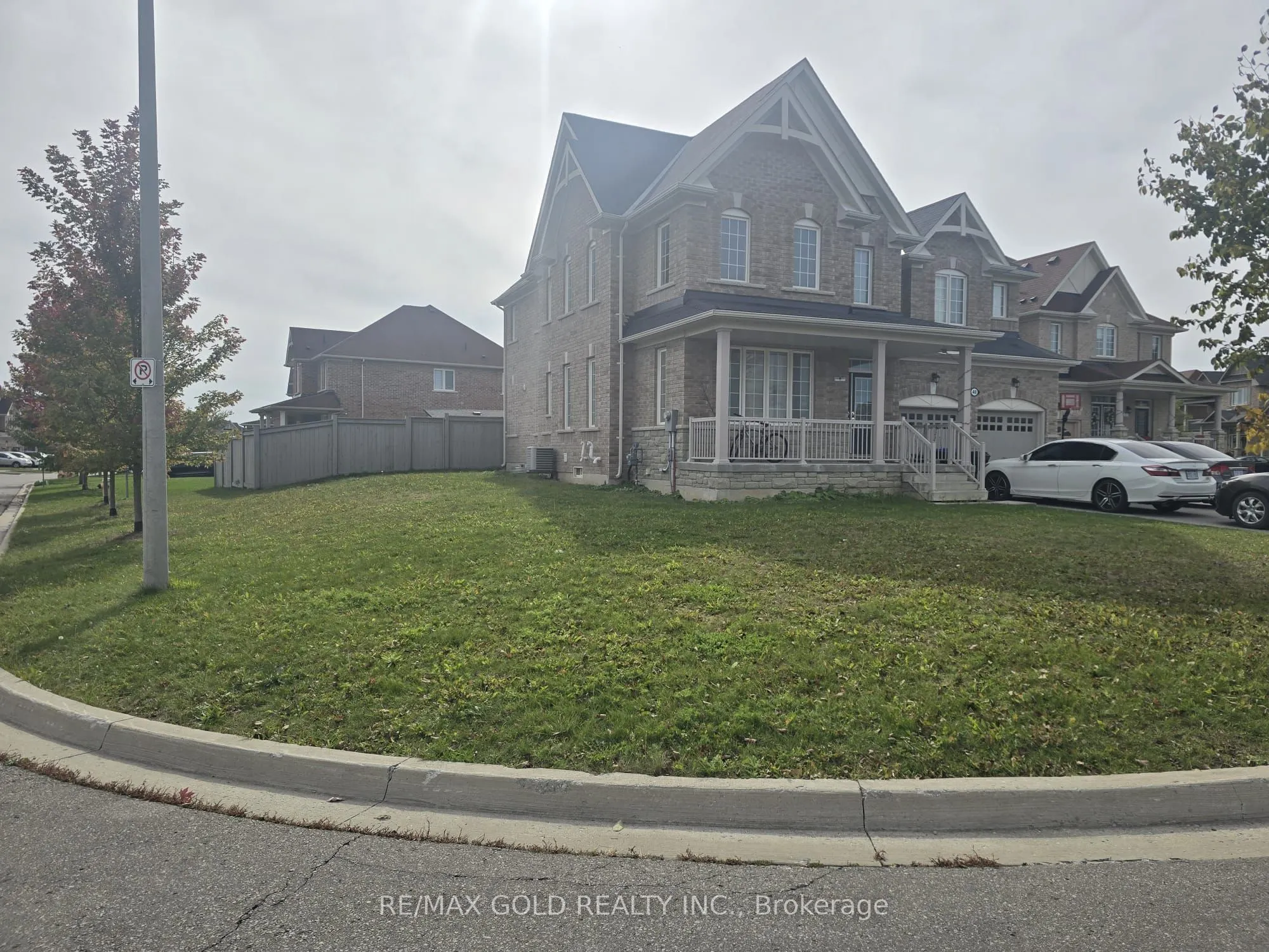 48 Mckay Avenue