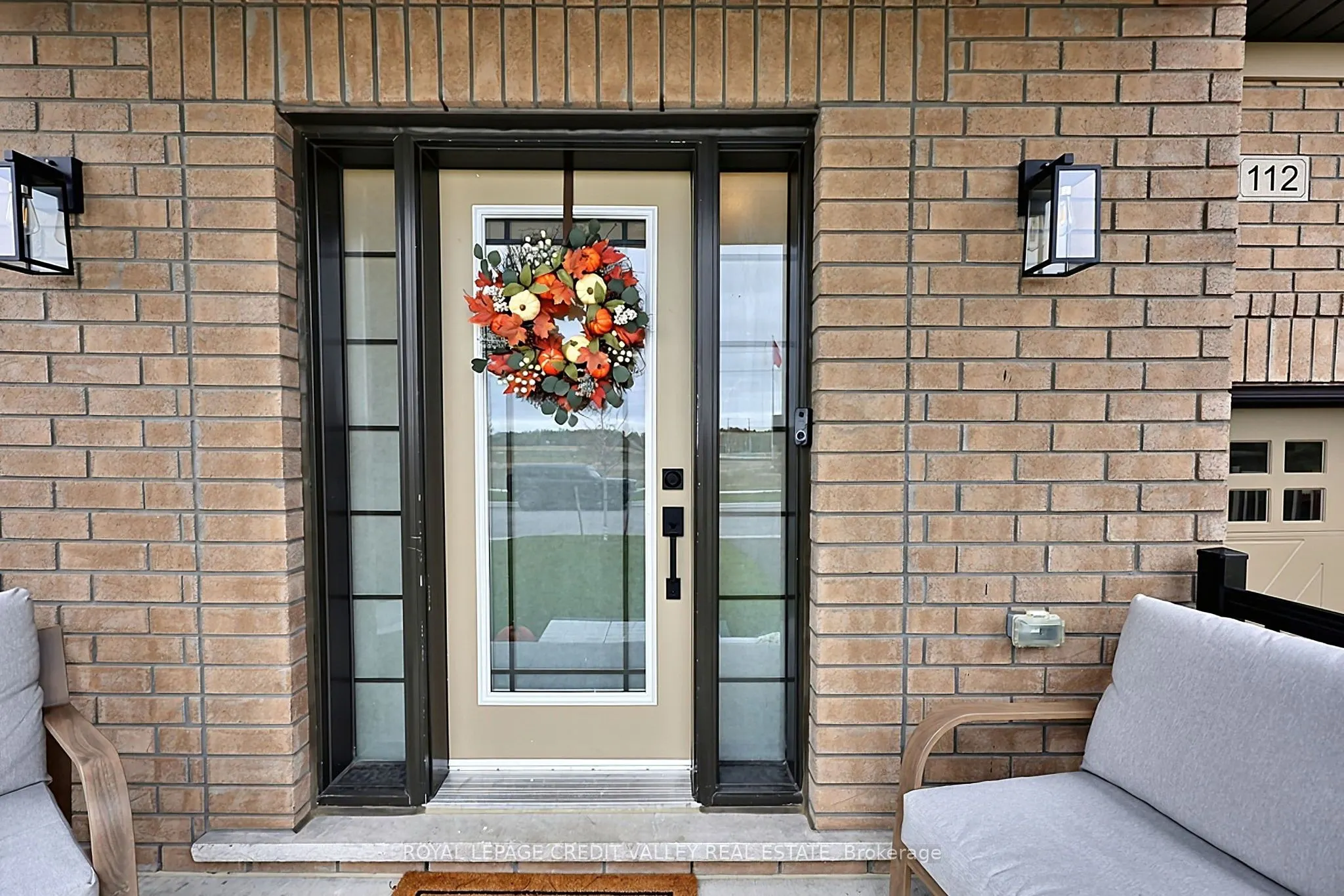 112 Lorne Thomas Place