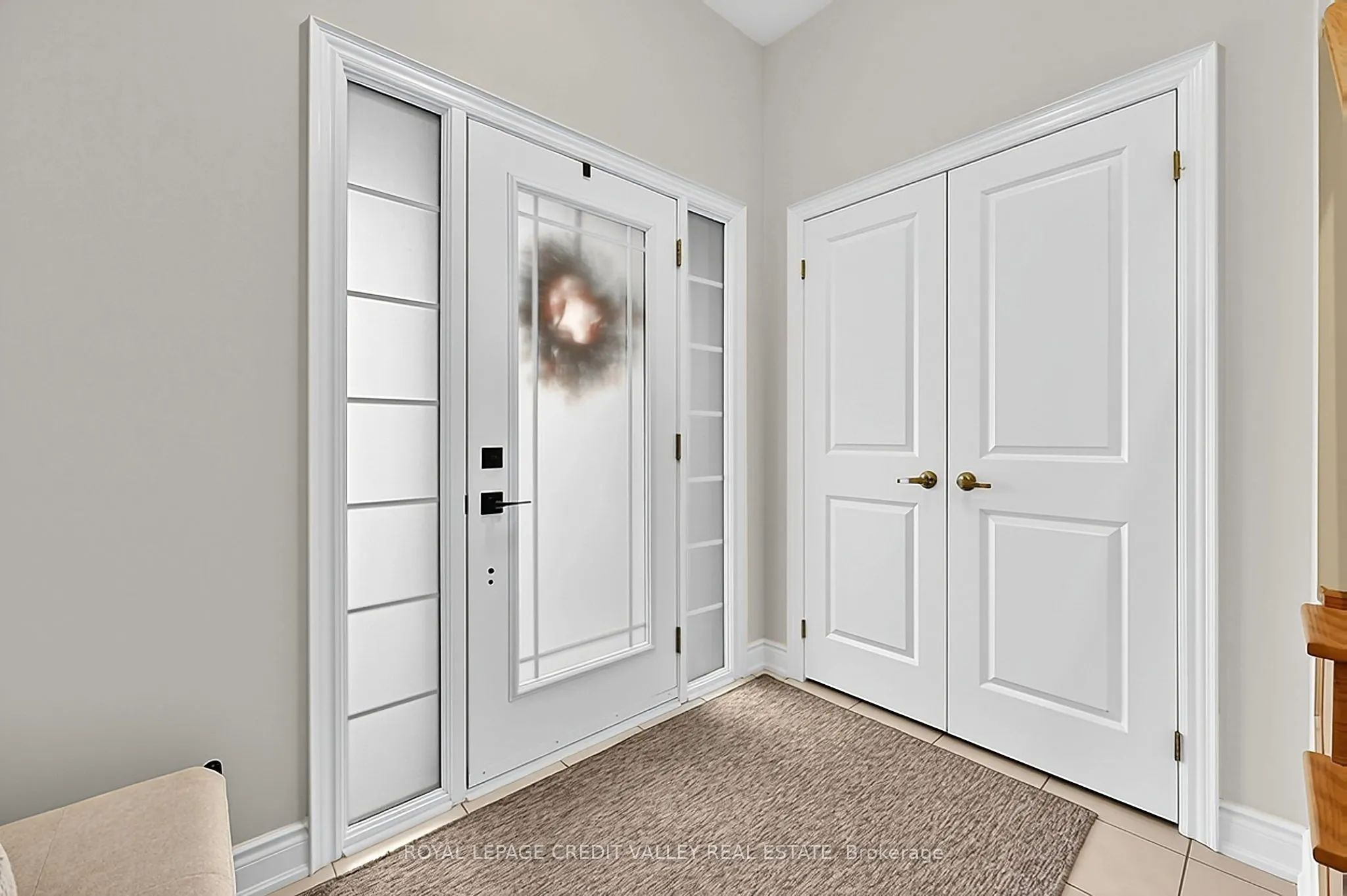 112 Lorne Thomas Place