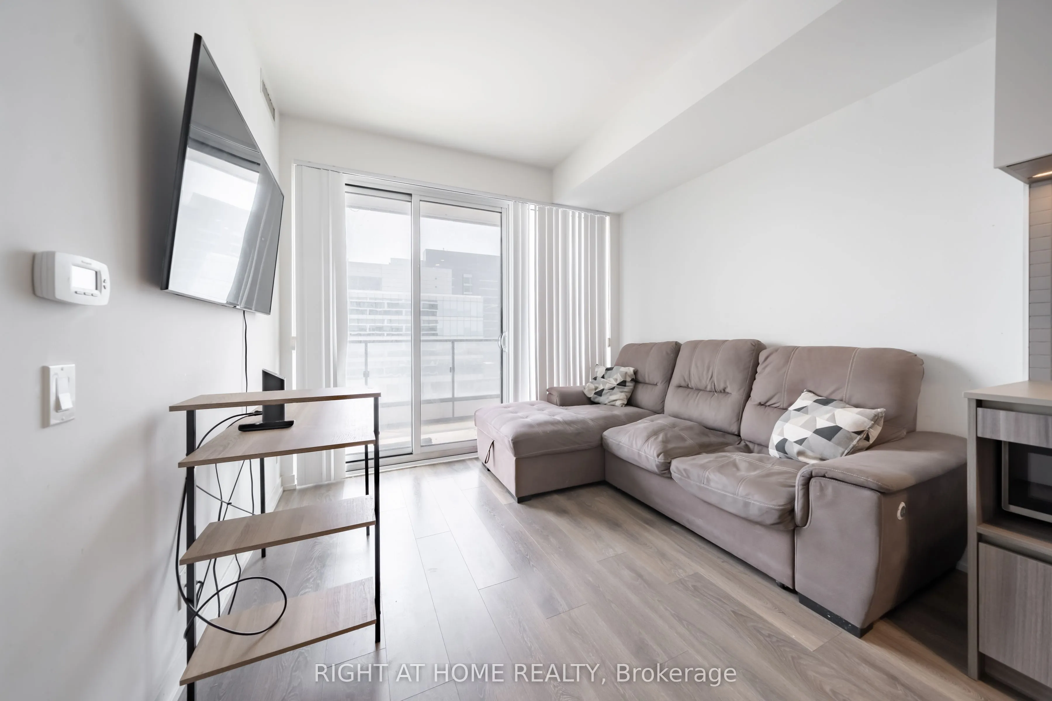 5 Buttermill Avenue #1005