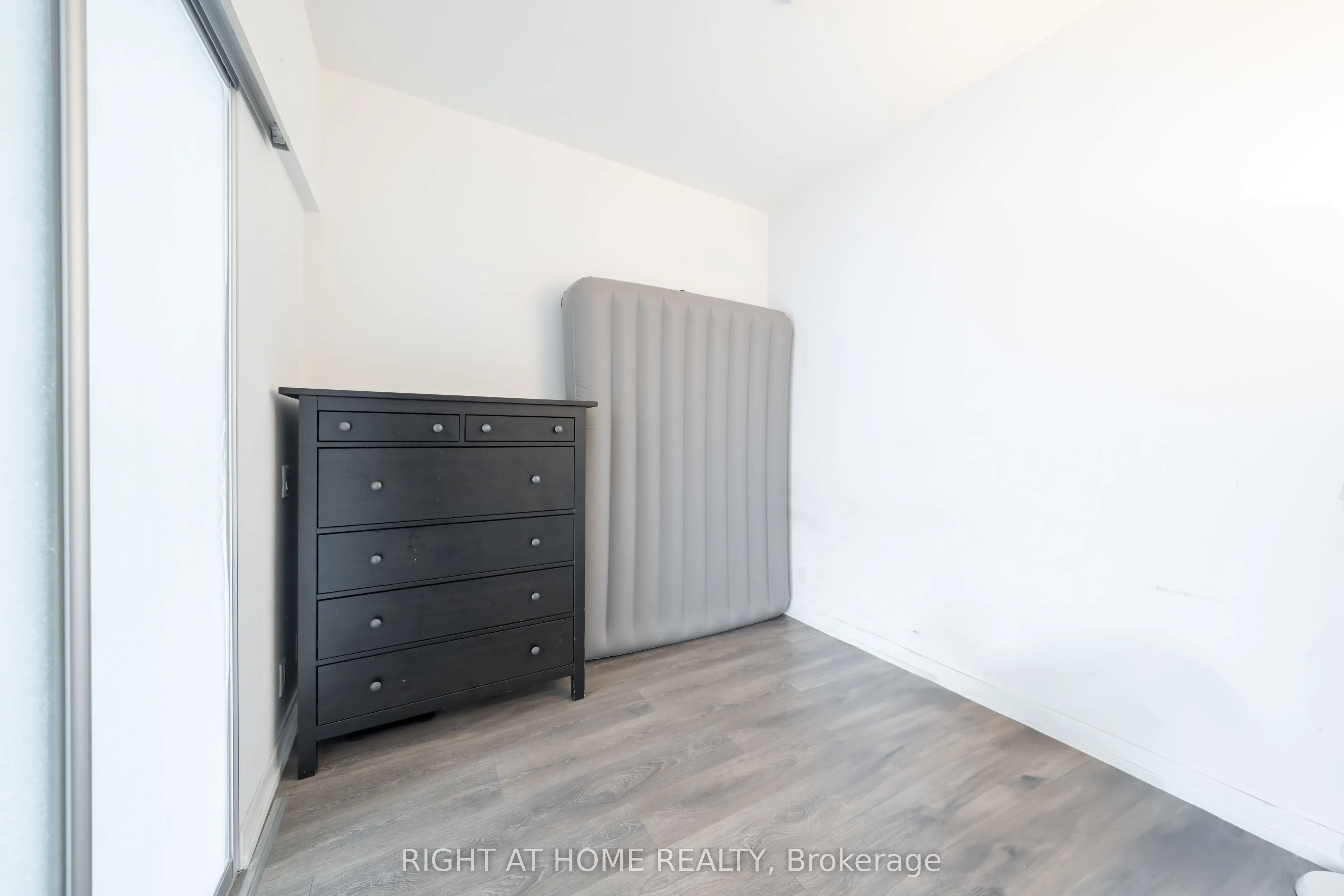 5 Buttermill Avenue #1005