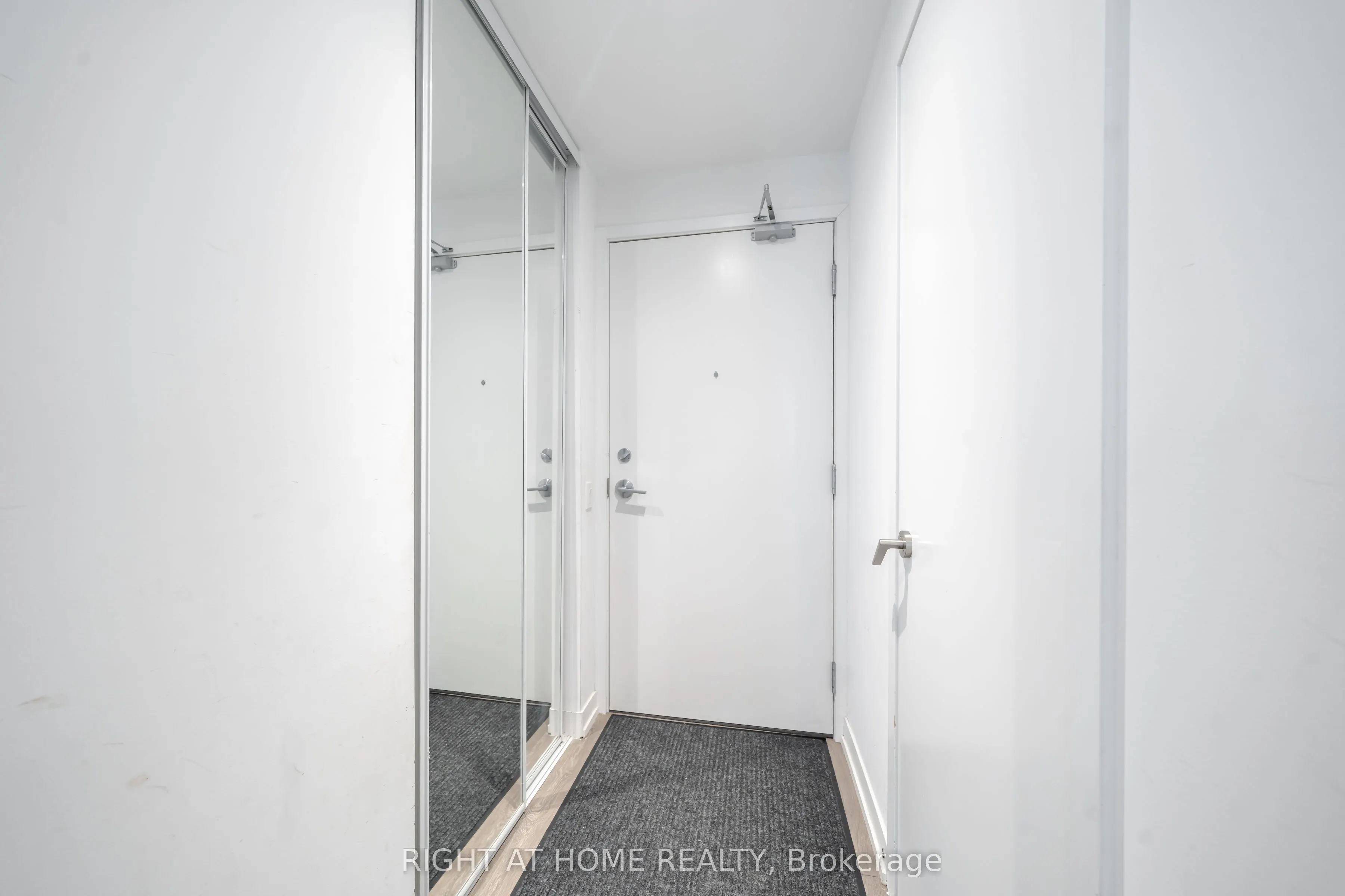 5 Buttermill Avenue #1005