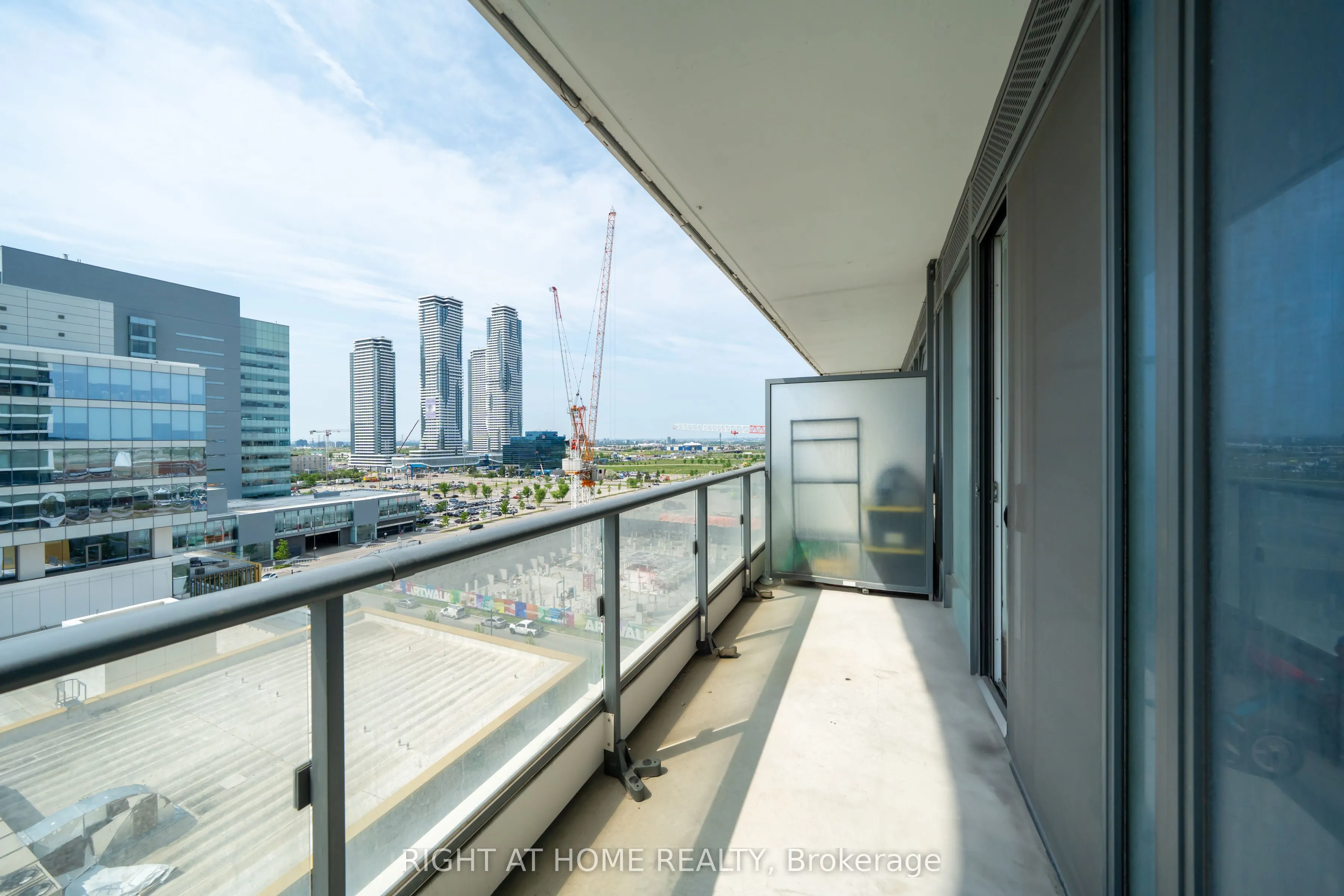 5 Buttermill Avenue #1005