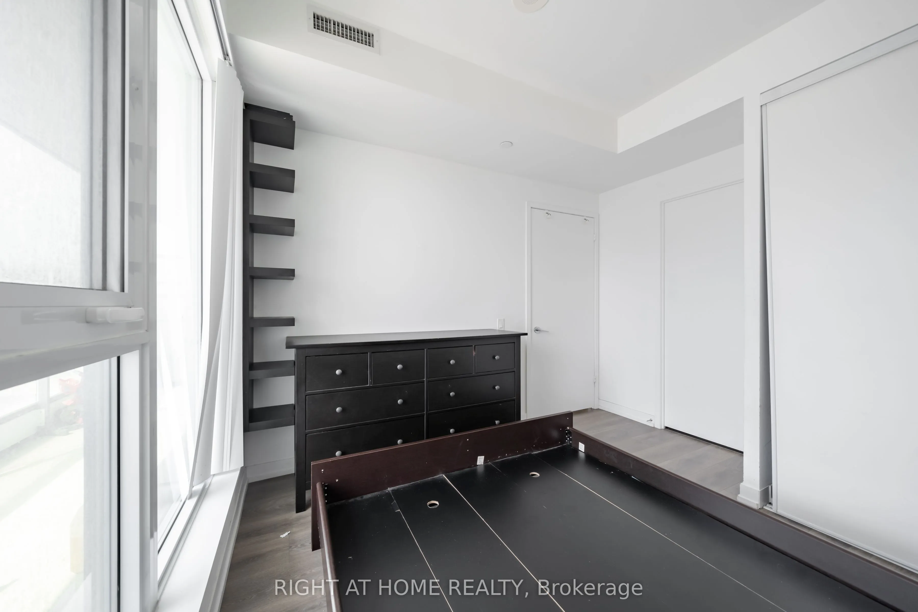 5 Buttermill Avenue #1005