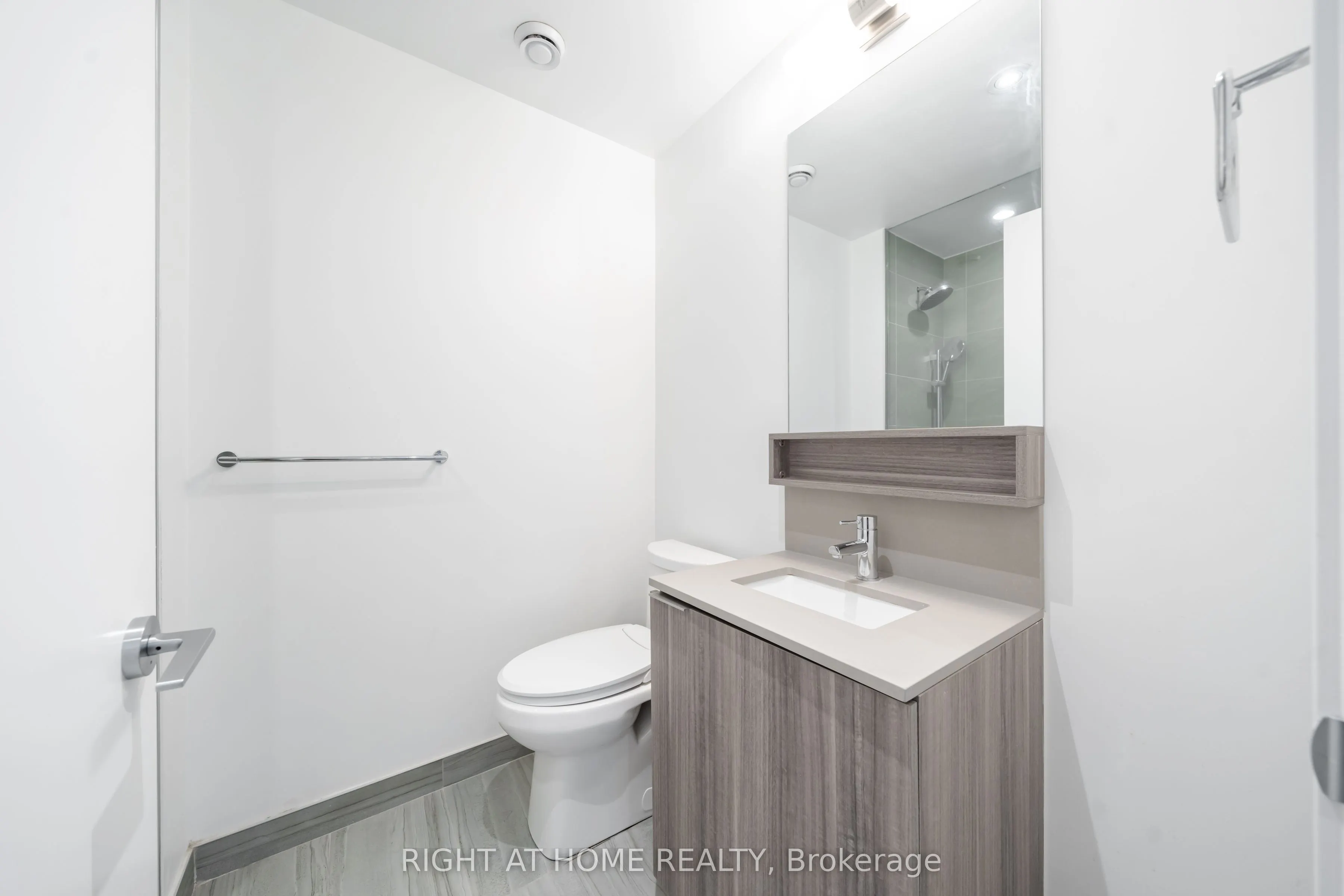 5 Buttermill Avenue #1005