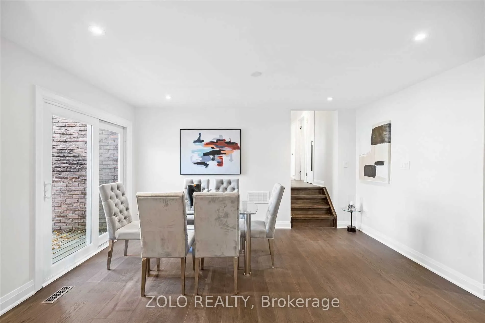 20 Eastman Crescent
