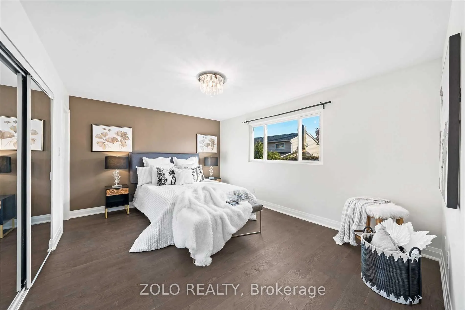 20 Eastman Crescent