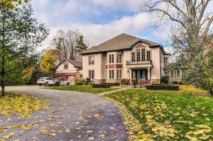 22 Deanbank Drive
