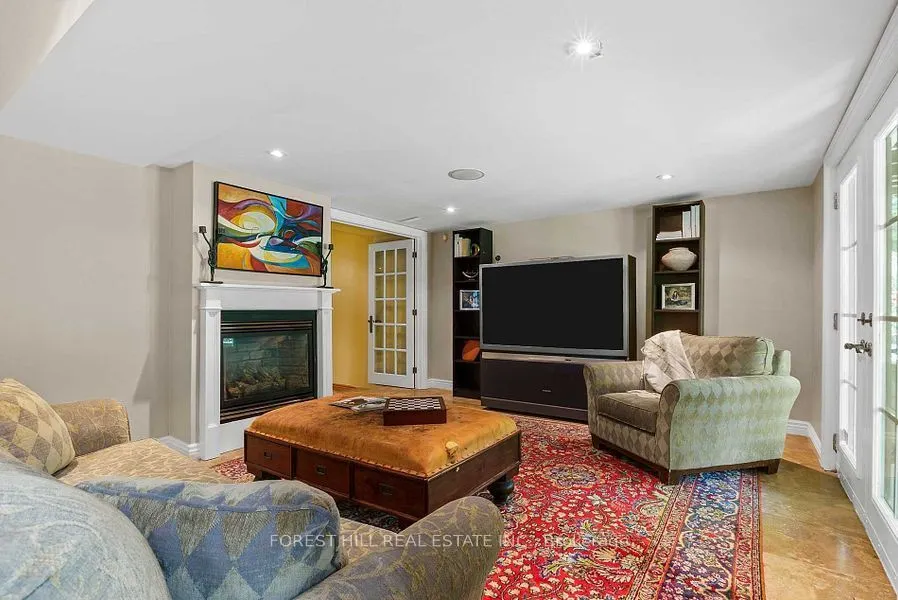 22 Deanbank Drive