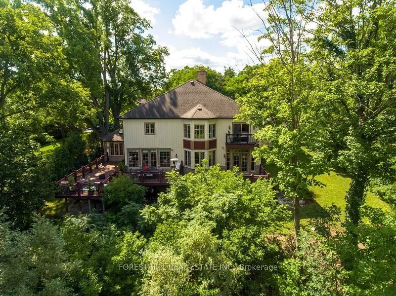 22 Deanbank Drive