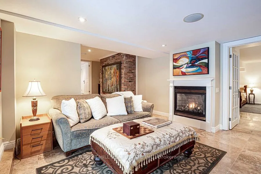 22 Deanbank Drive
