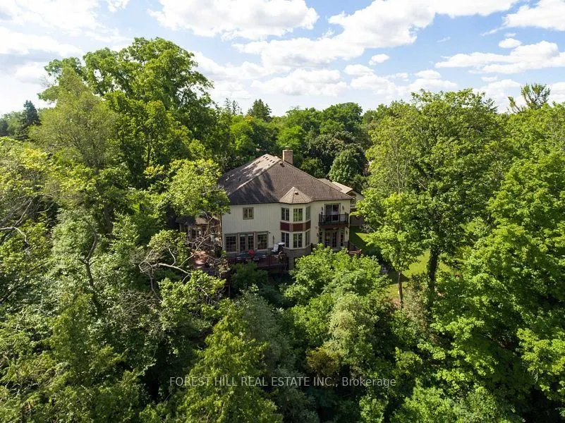 22 Deanbank Drive