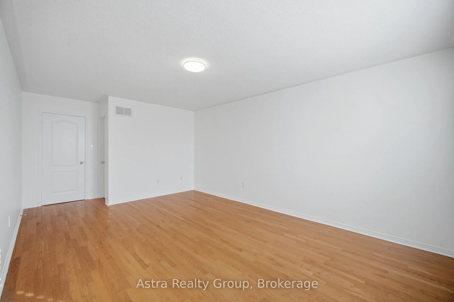 47 Reindeer Crescent