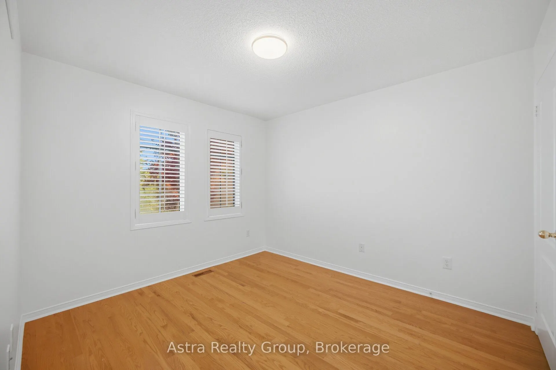 47 Reindeer Crescent