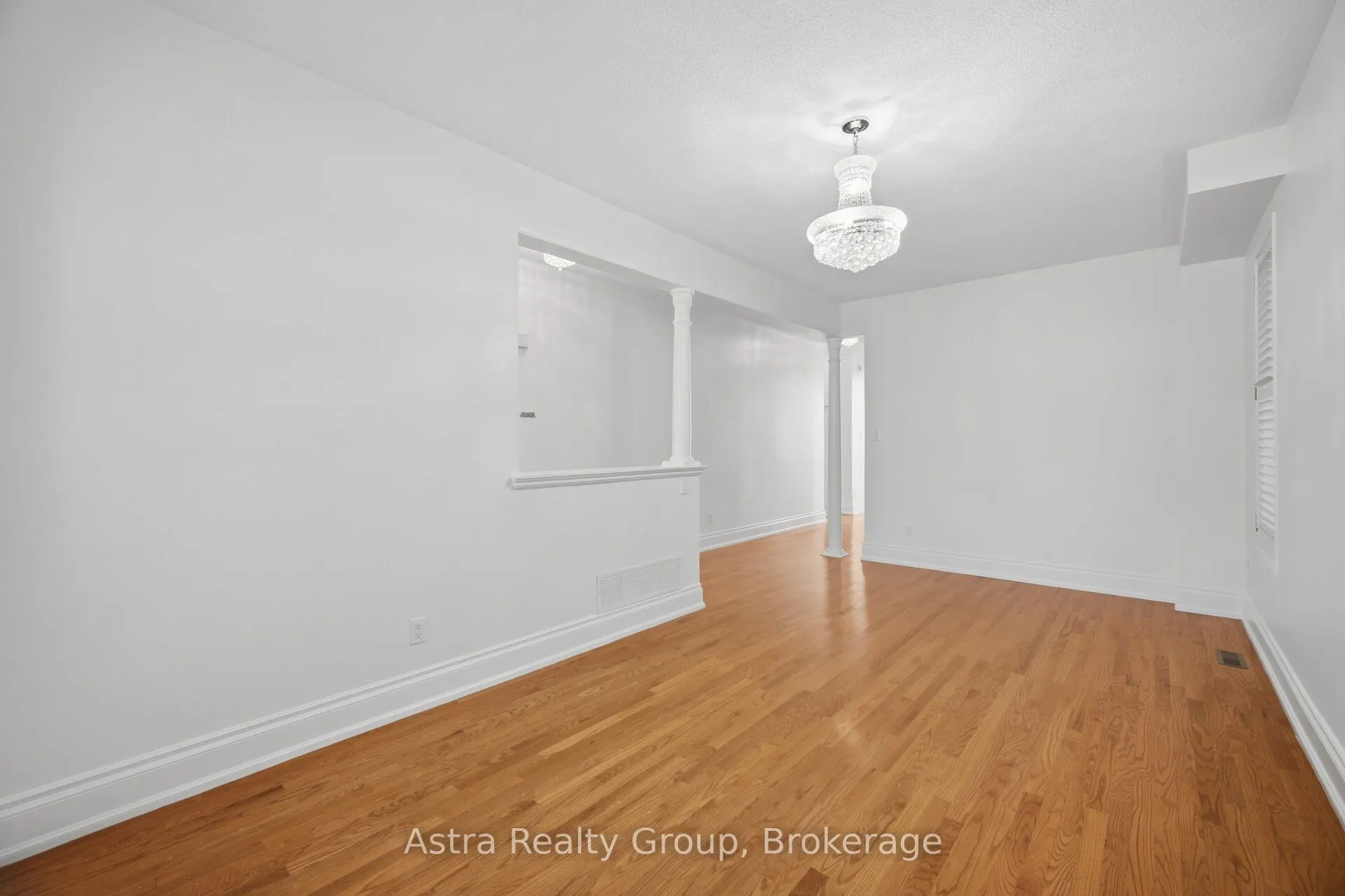 47 Reindeer Crescent