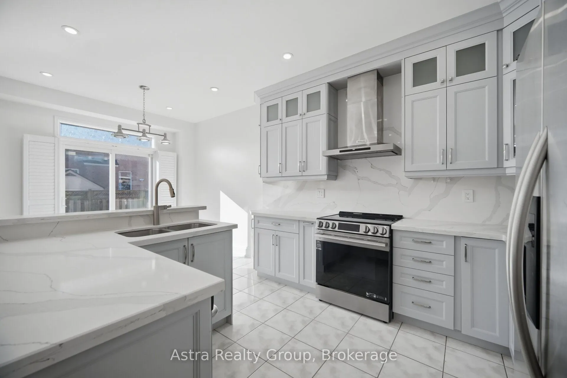 47 Reindeer Crescent