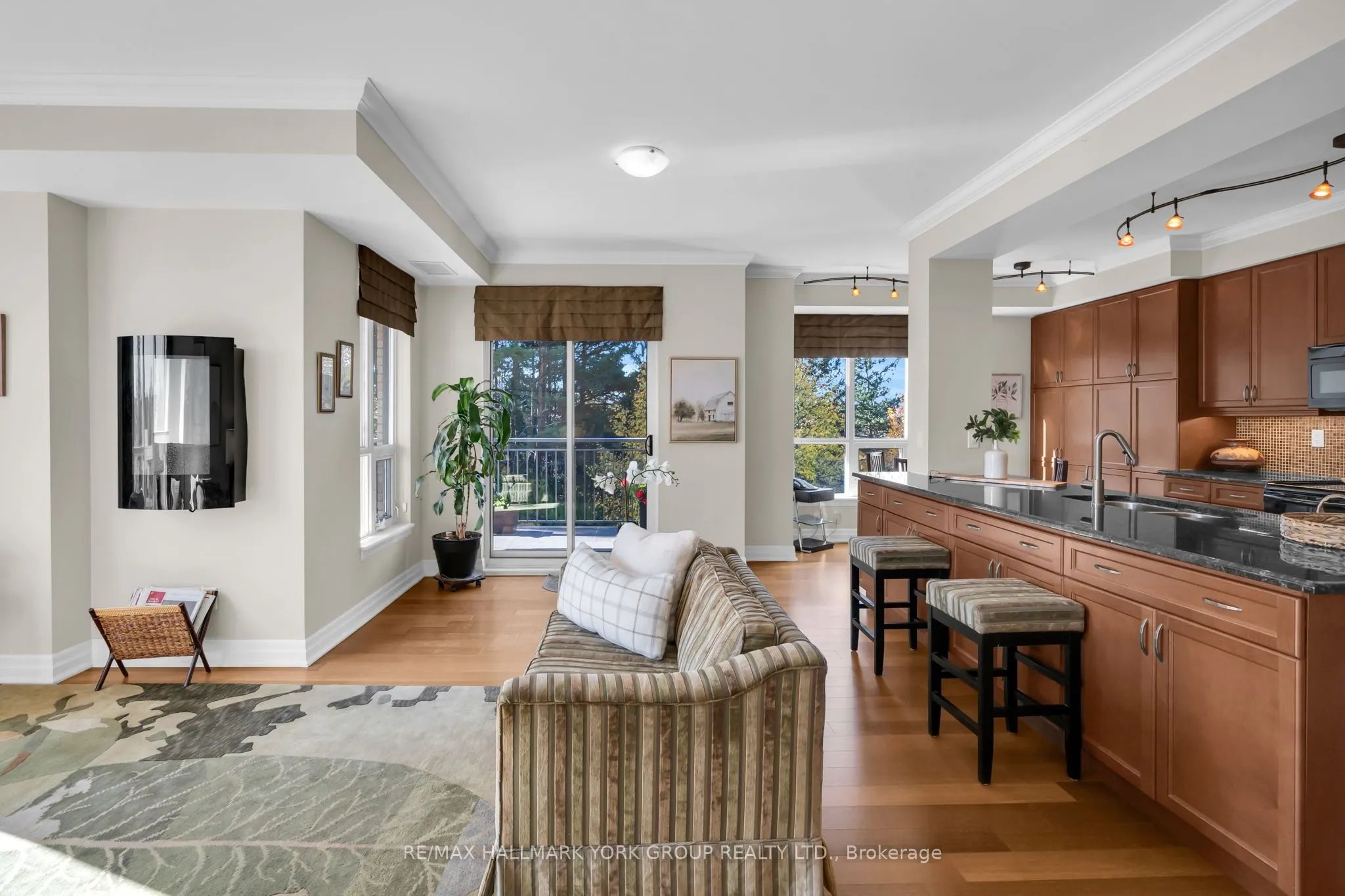 180 John West Way #212