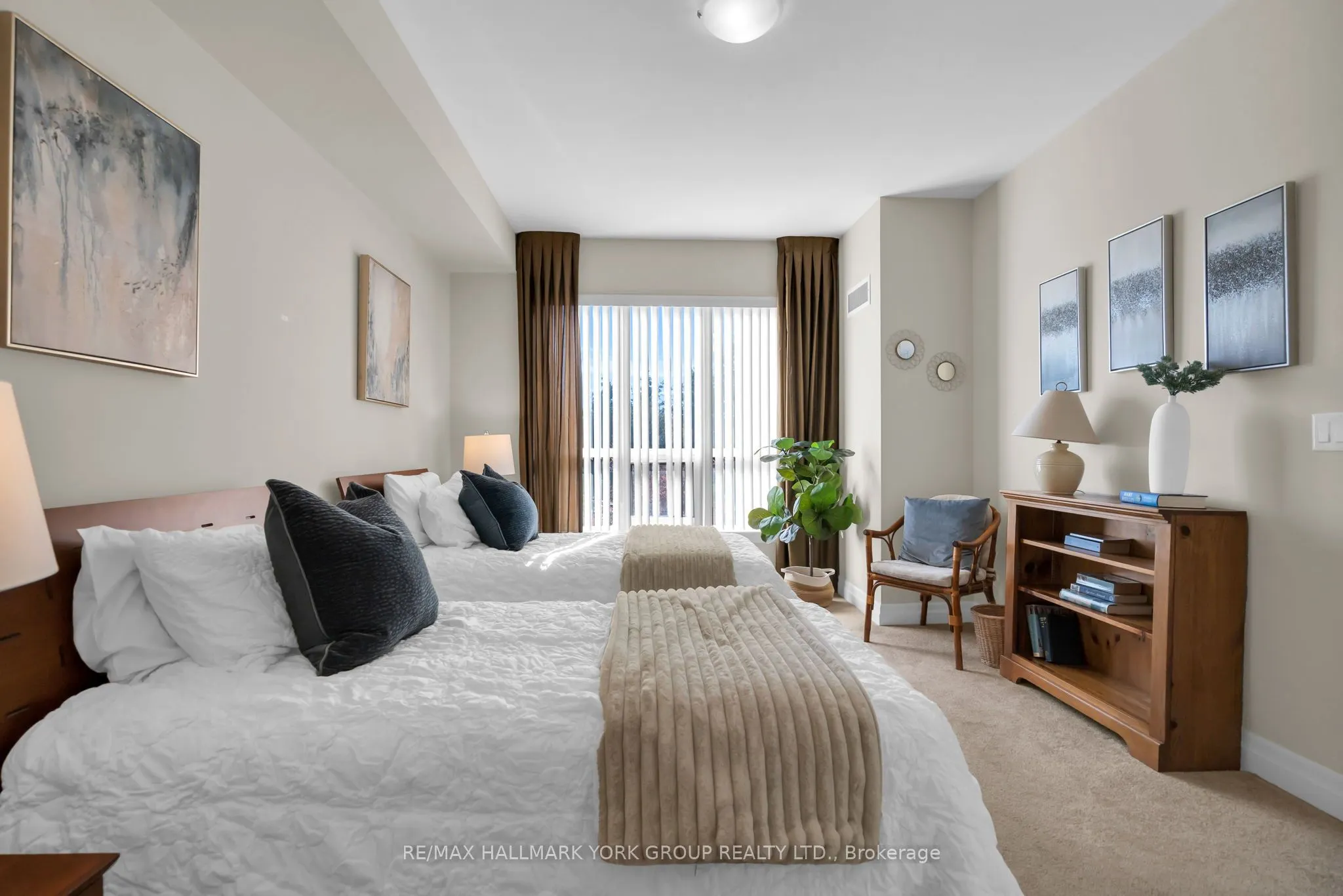 180 John West Way #212