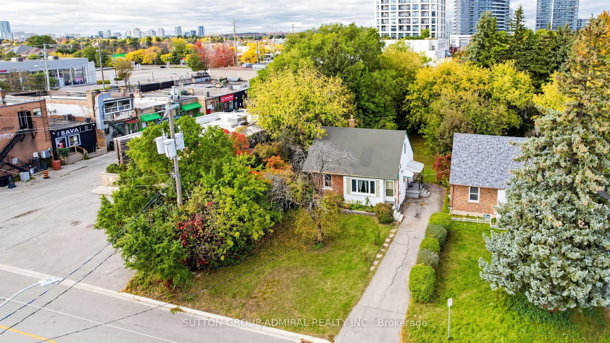 10 Highland Park Boulevard
