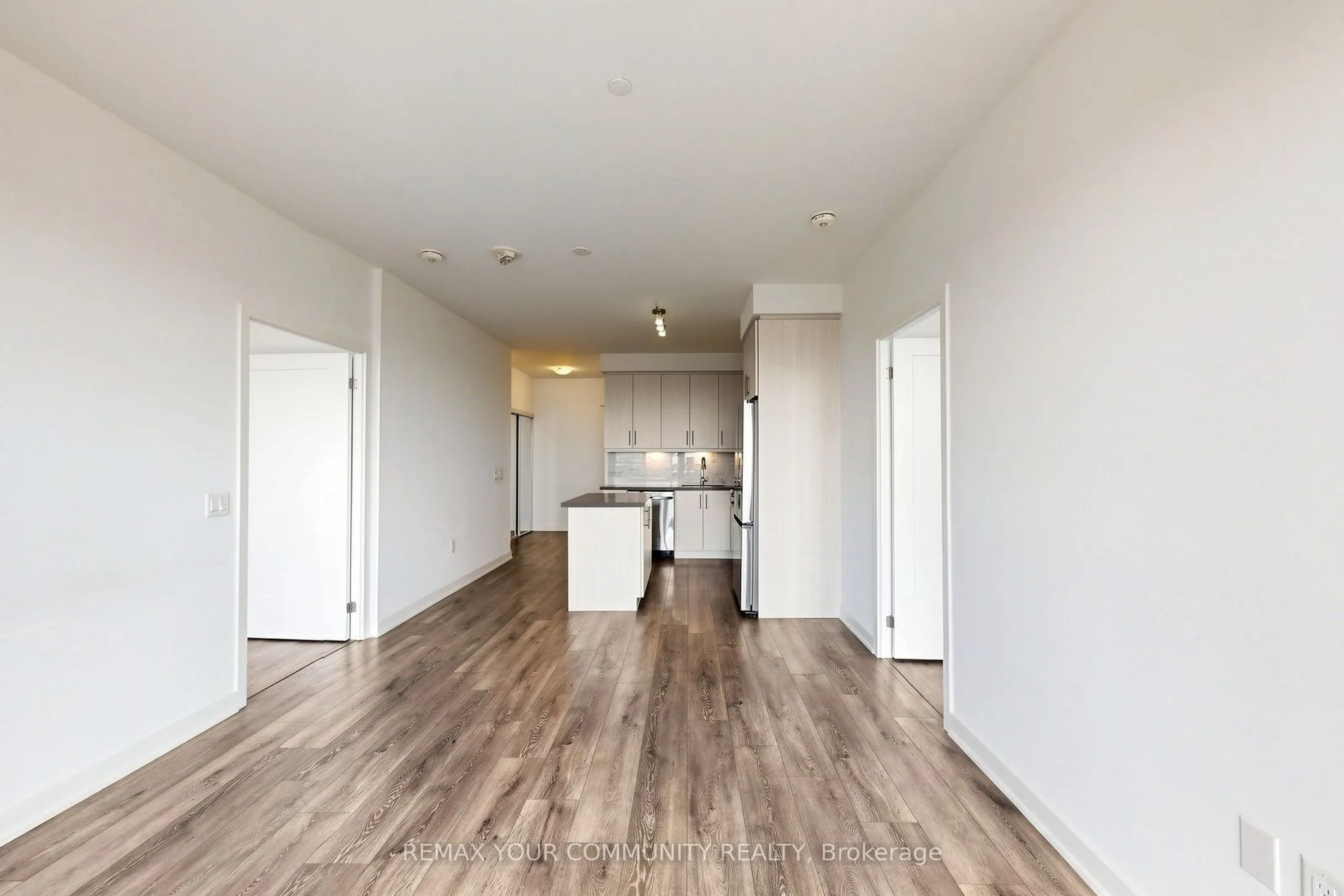 105 Oneida Crescent #2106