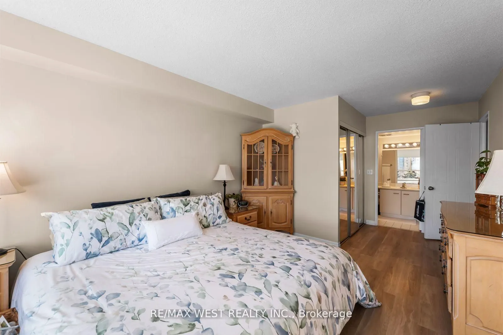 100 Observatory Lane #502