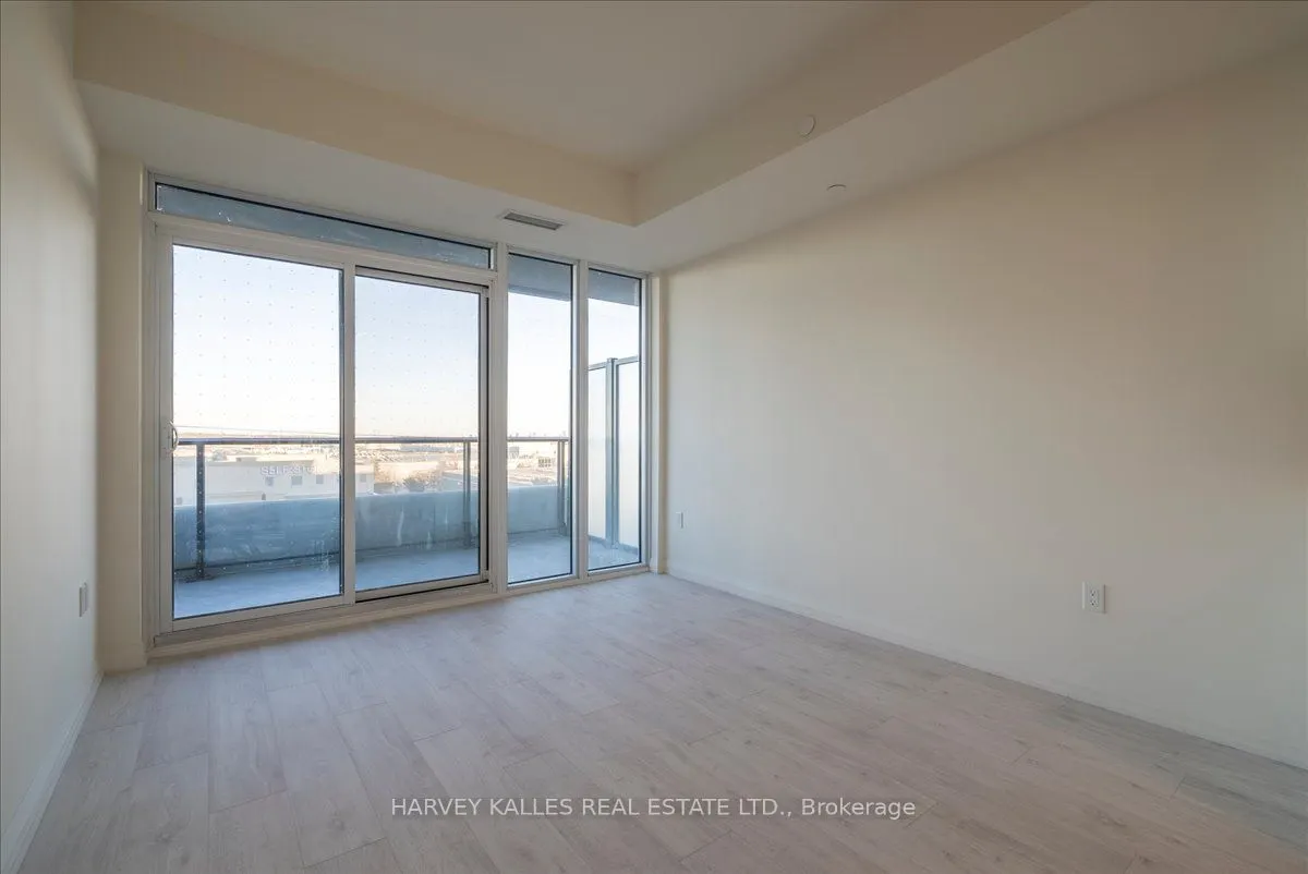 8960 Jane Street #411