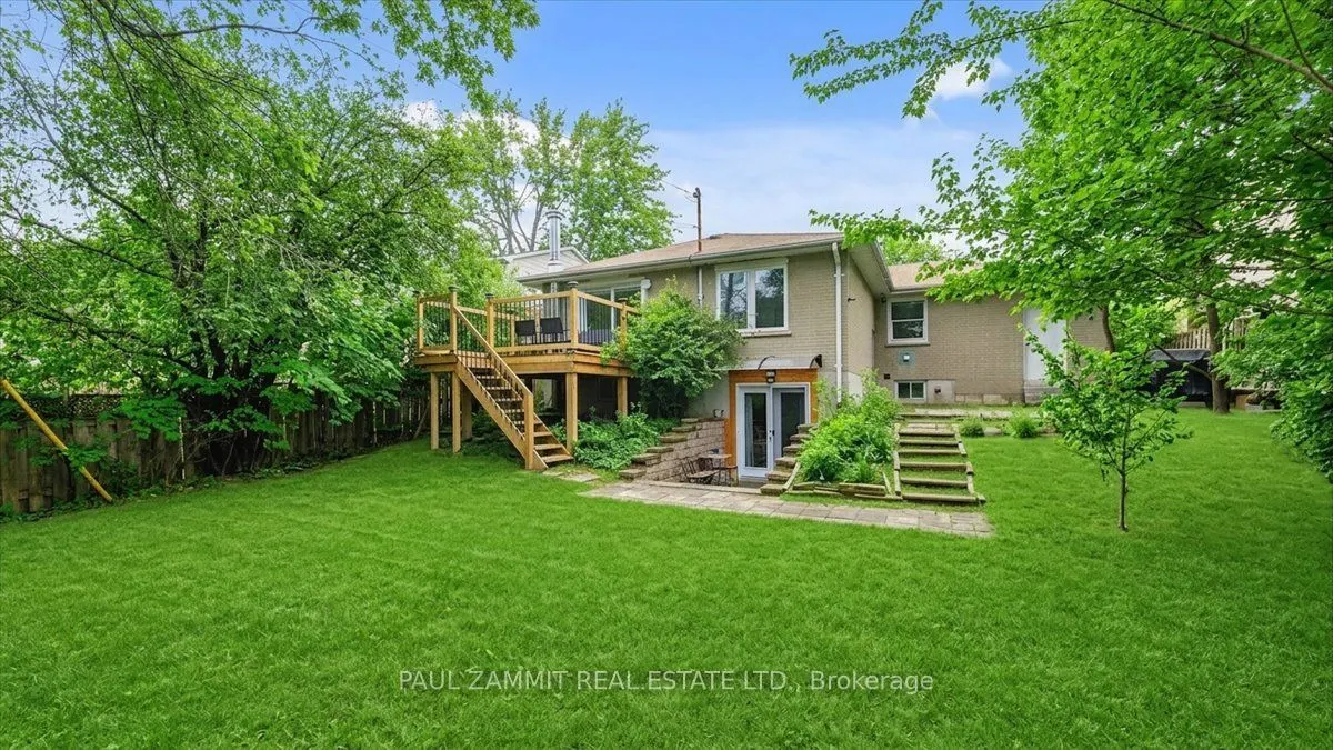 31 Henderson Avenue